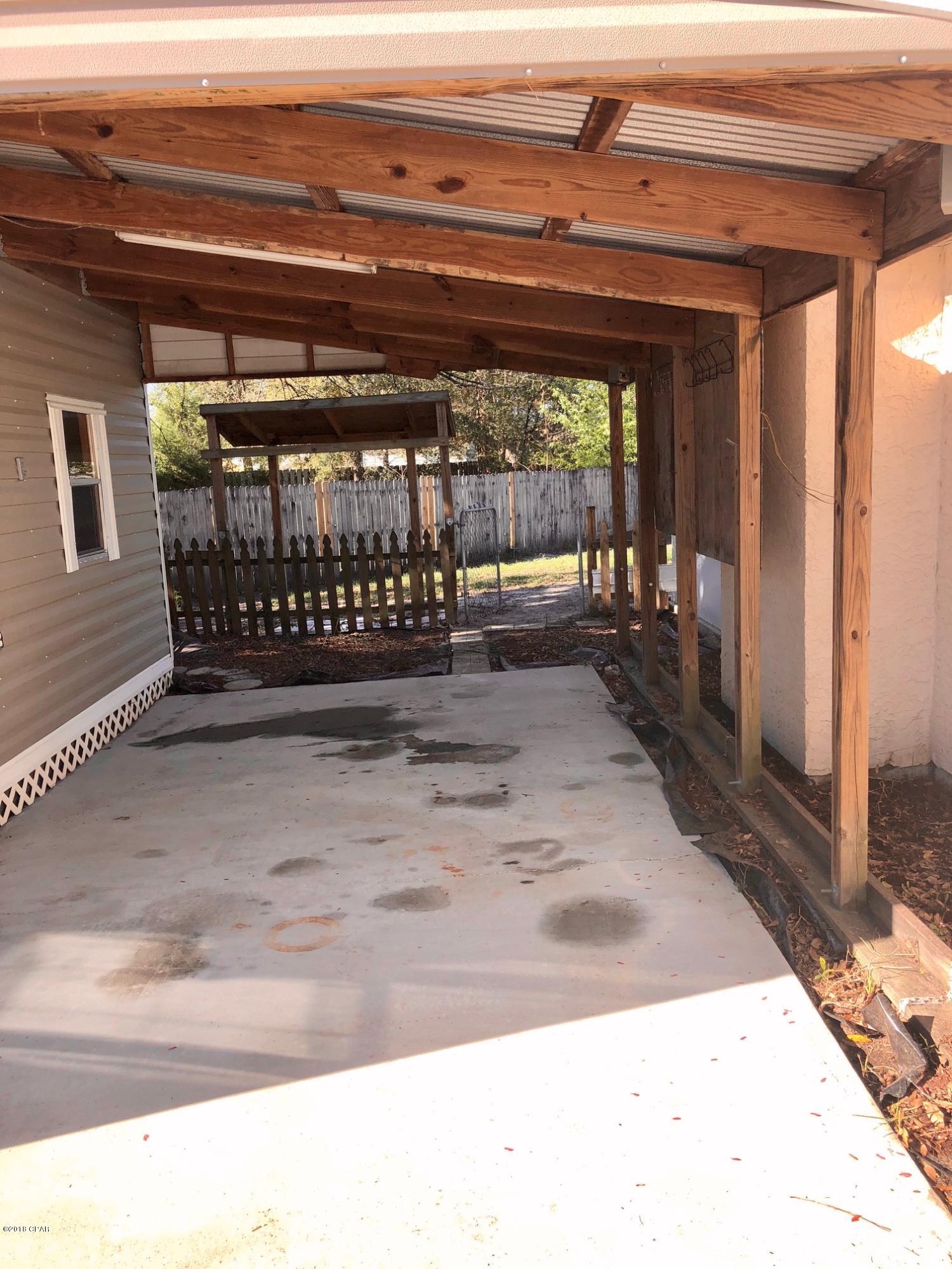 Brittany Woods Park - Residential Lease