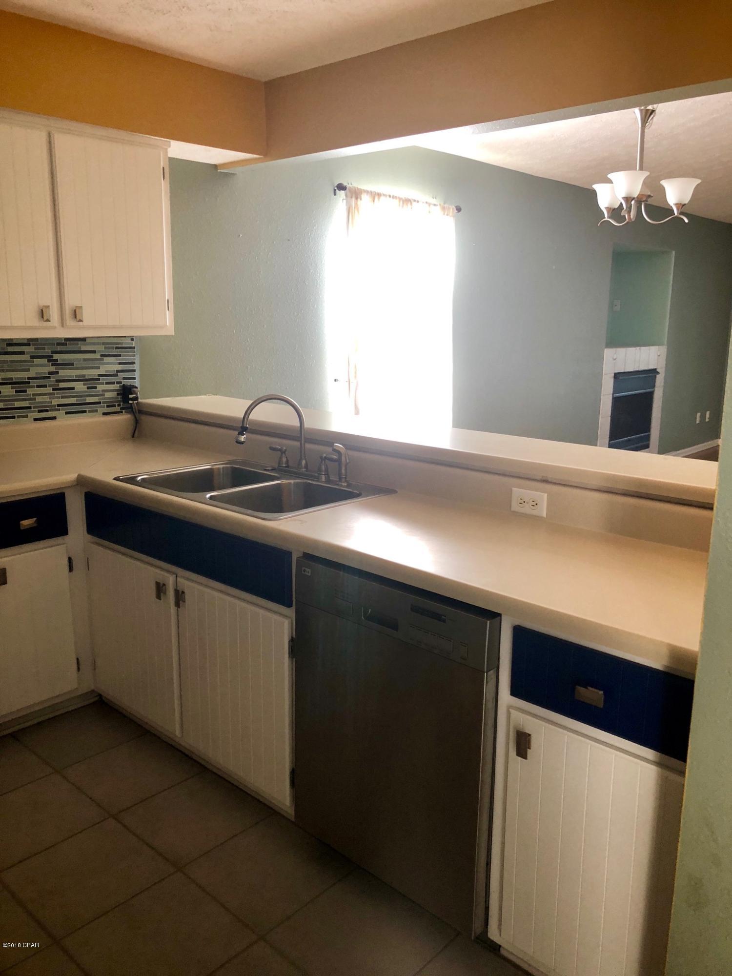 Brittany Woods Park - Residential Lease