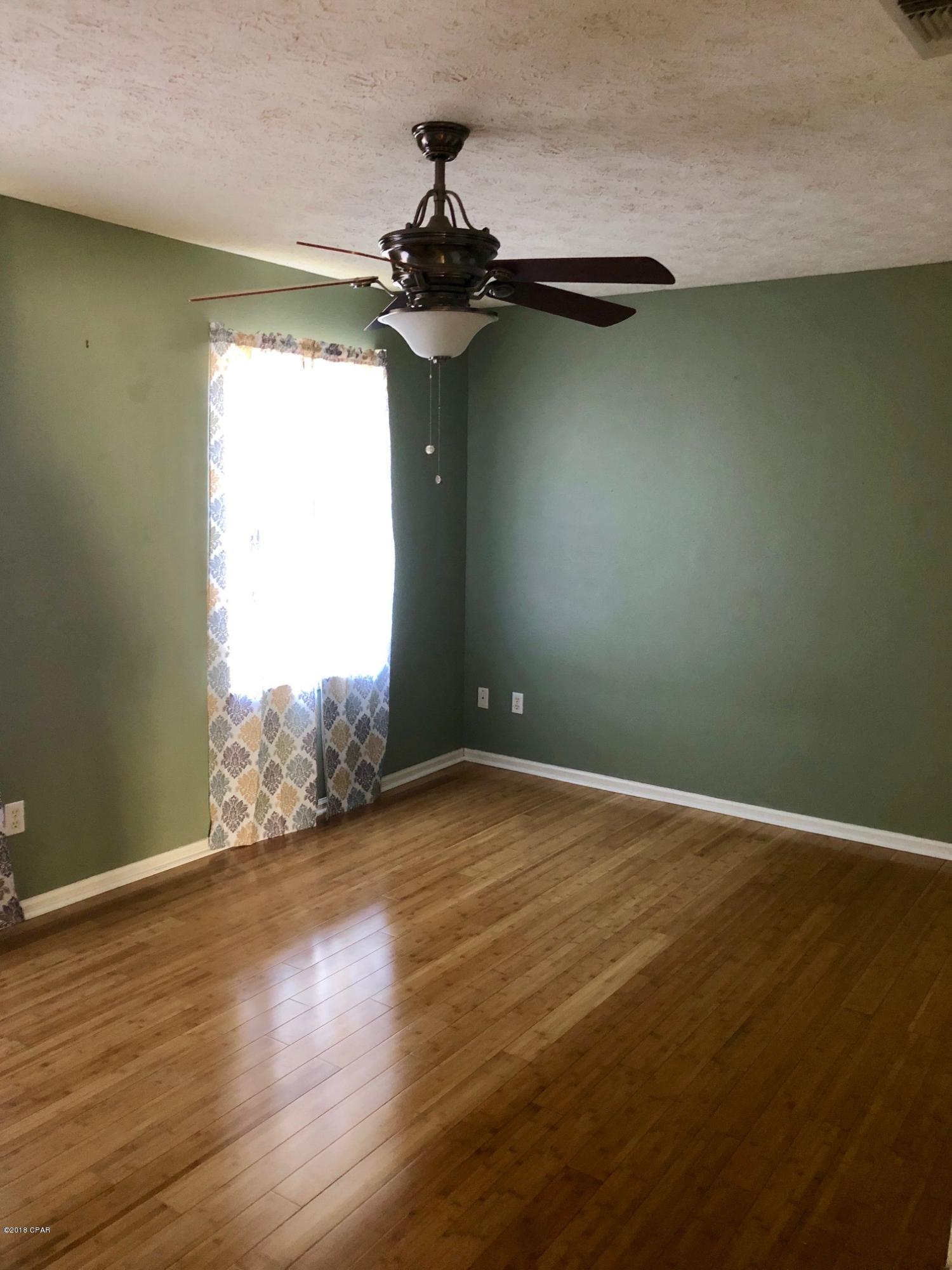 Brittany Woods Park - Residential Lease