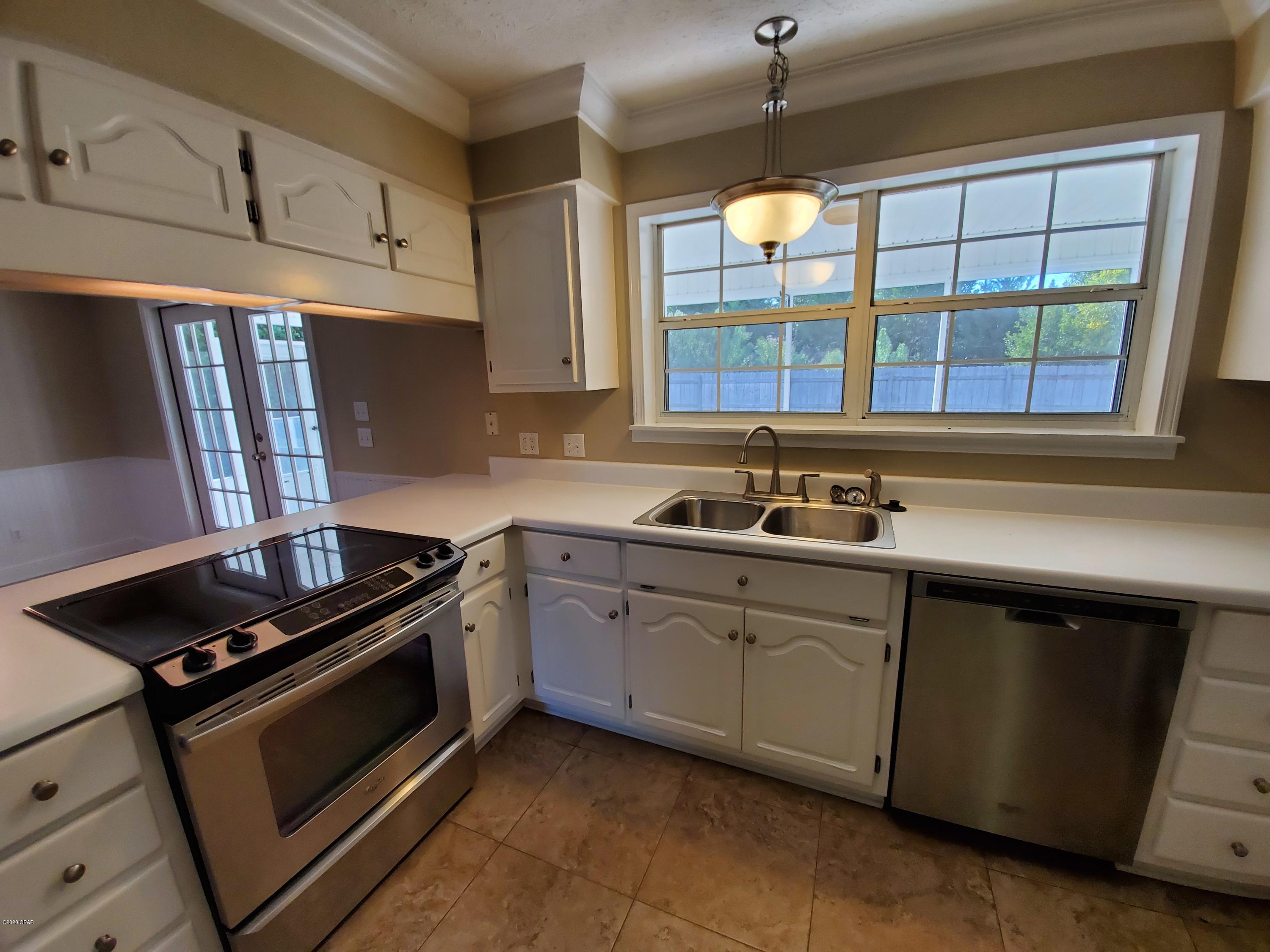 Summer Breeze Phase I - Residential Lease
