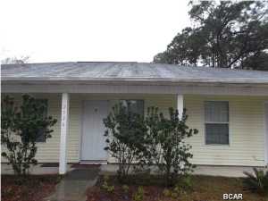 Very nice home close to the beach. Ceramic tile and carpet, open floor plan, privacy fenced back yard, storage shed, and washer and dryer. Pets negotiable