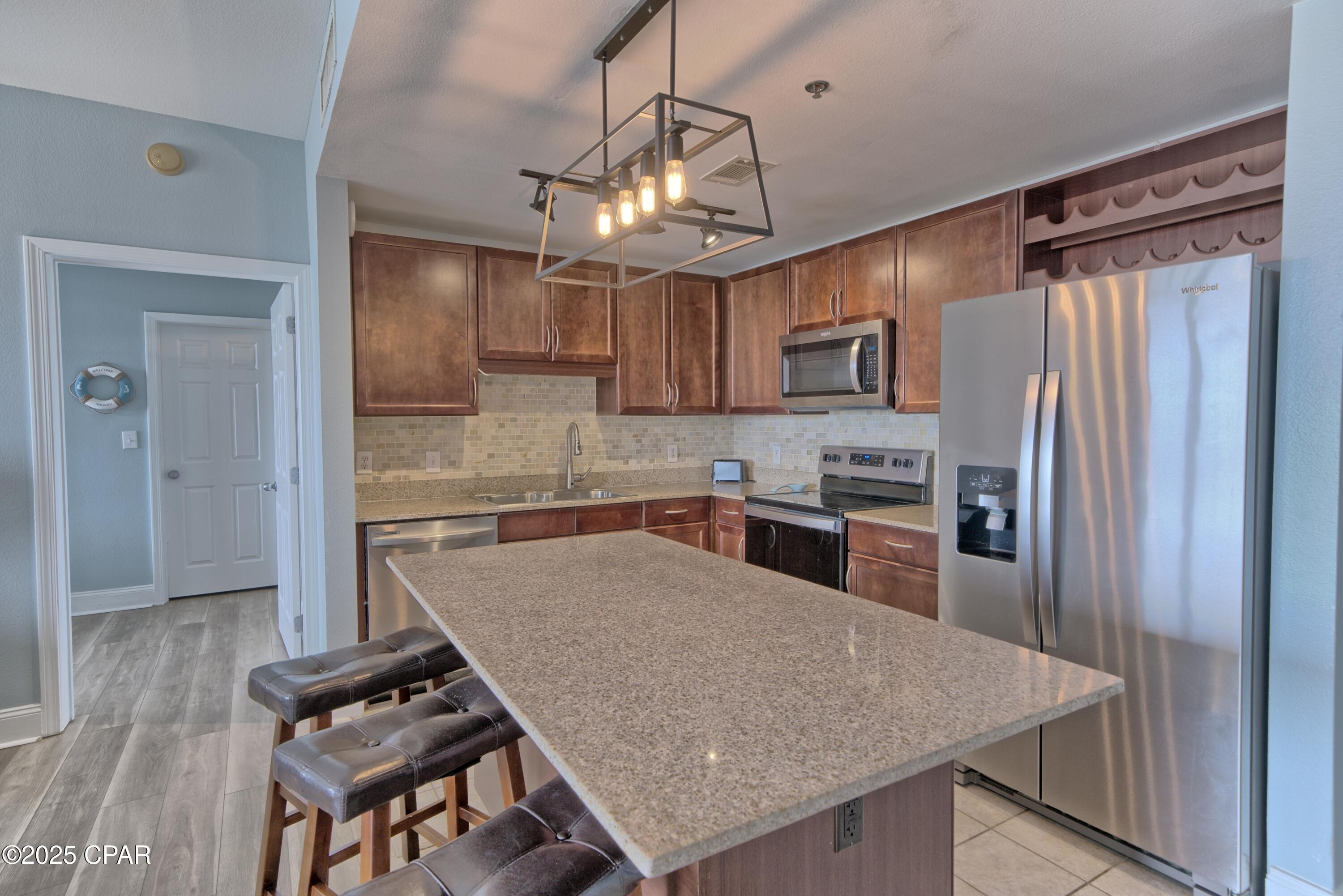 Laketown Wharf - Residential