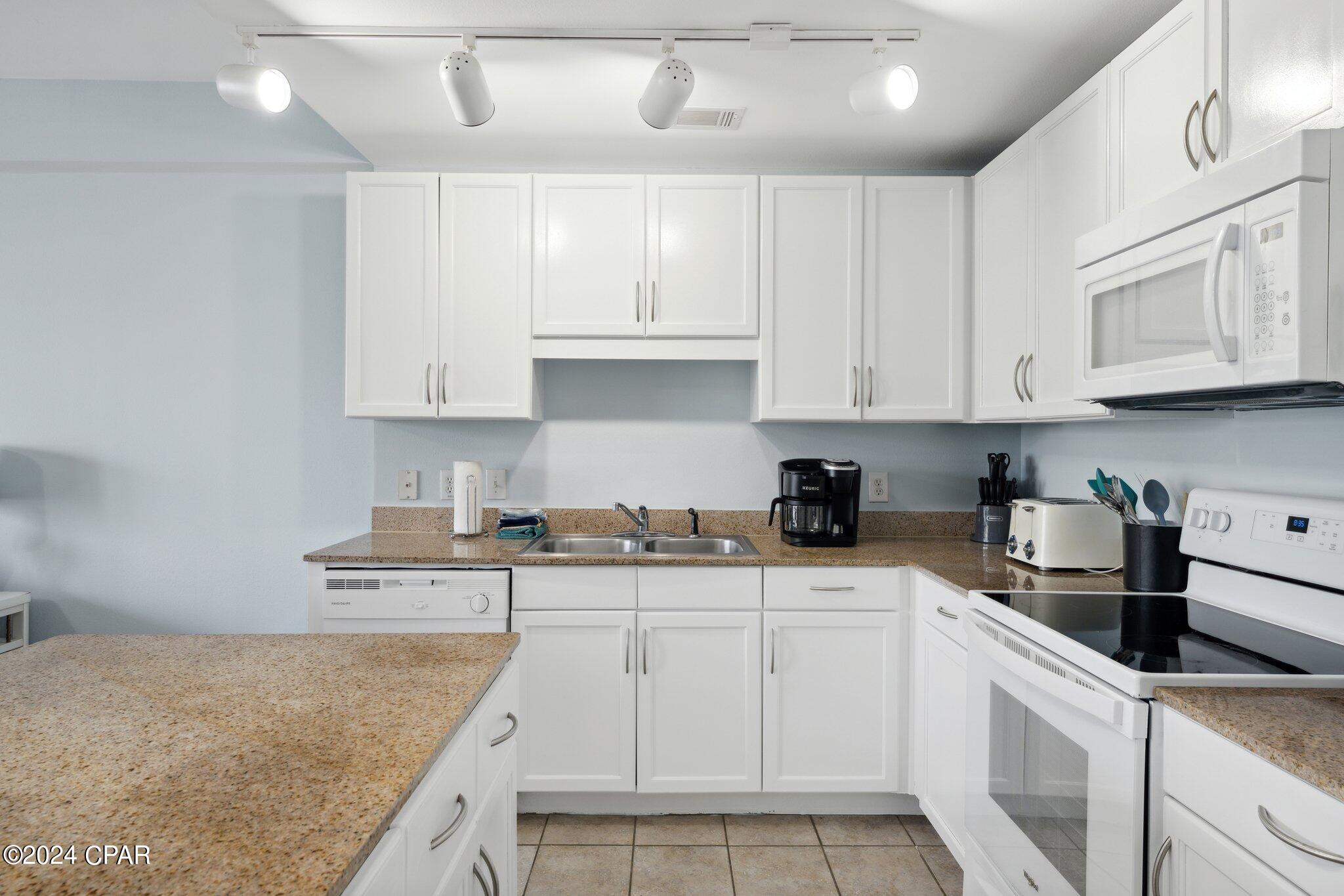 Laketown Wharf - Residential