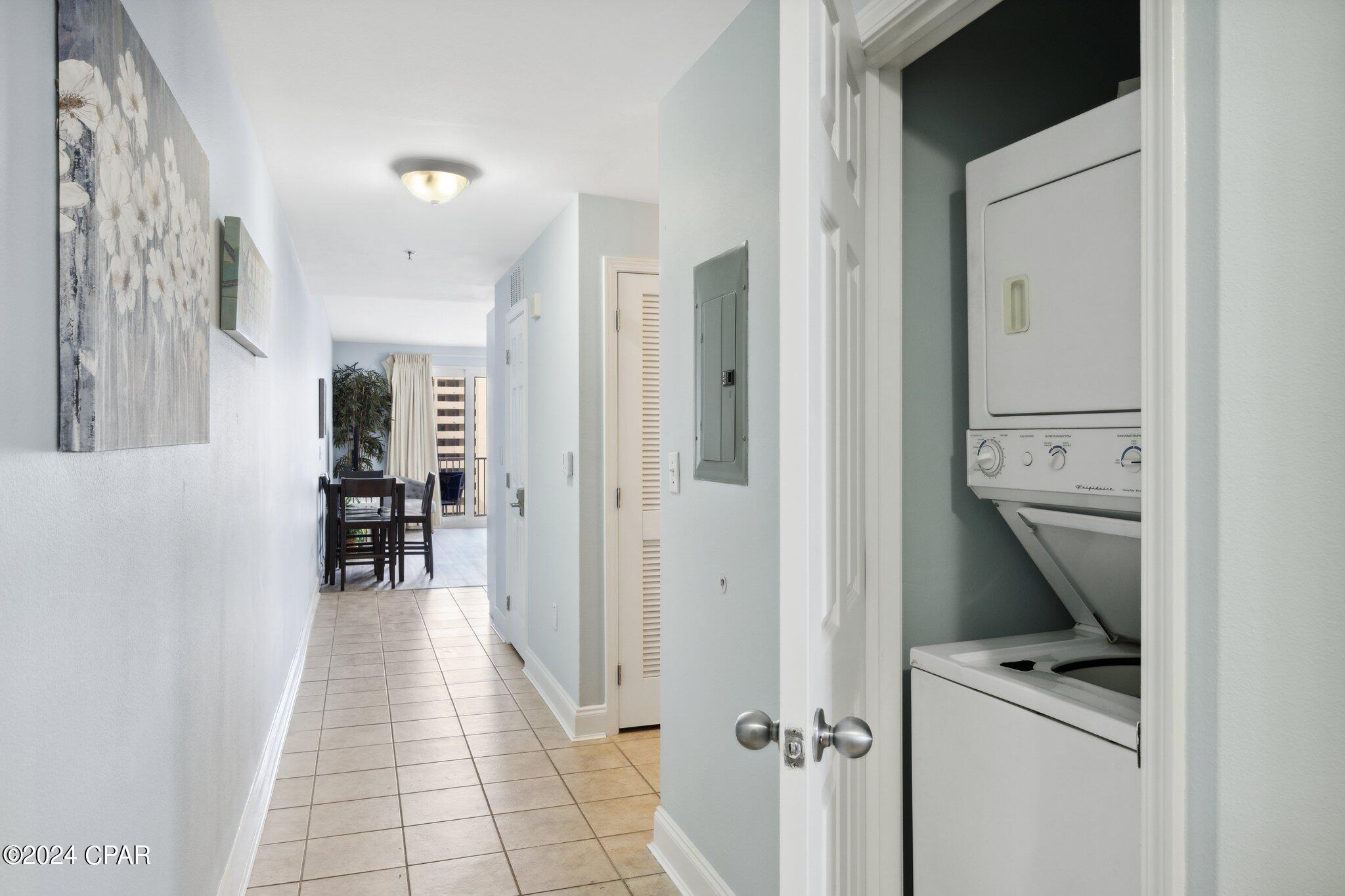 Laketown Wharf - Residential
