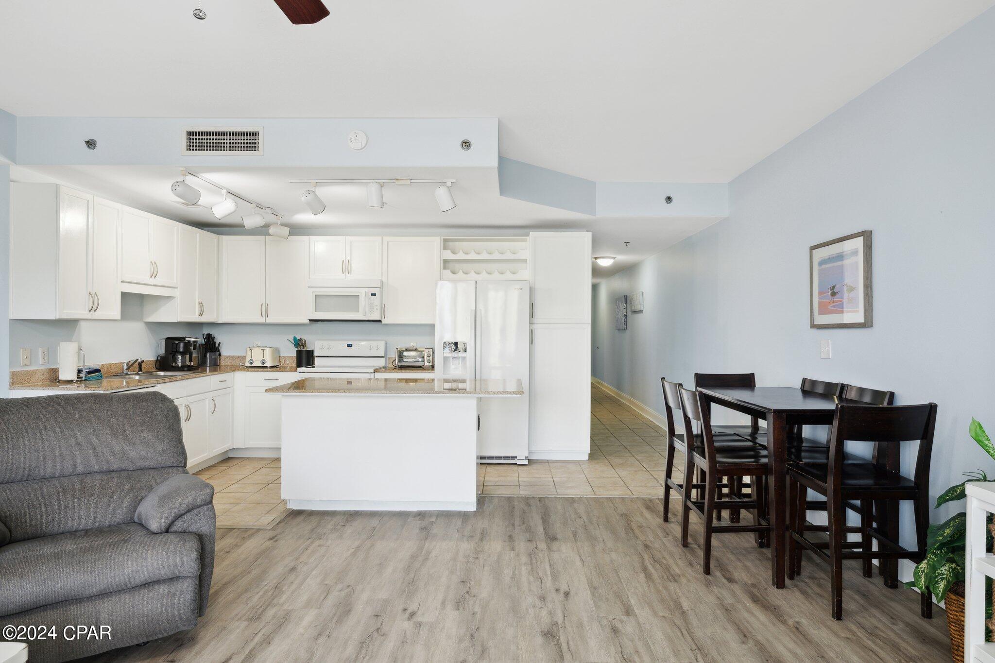 Laketown Wharf - Residential