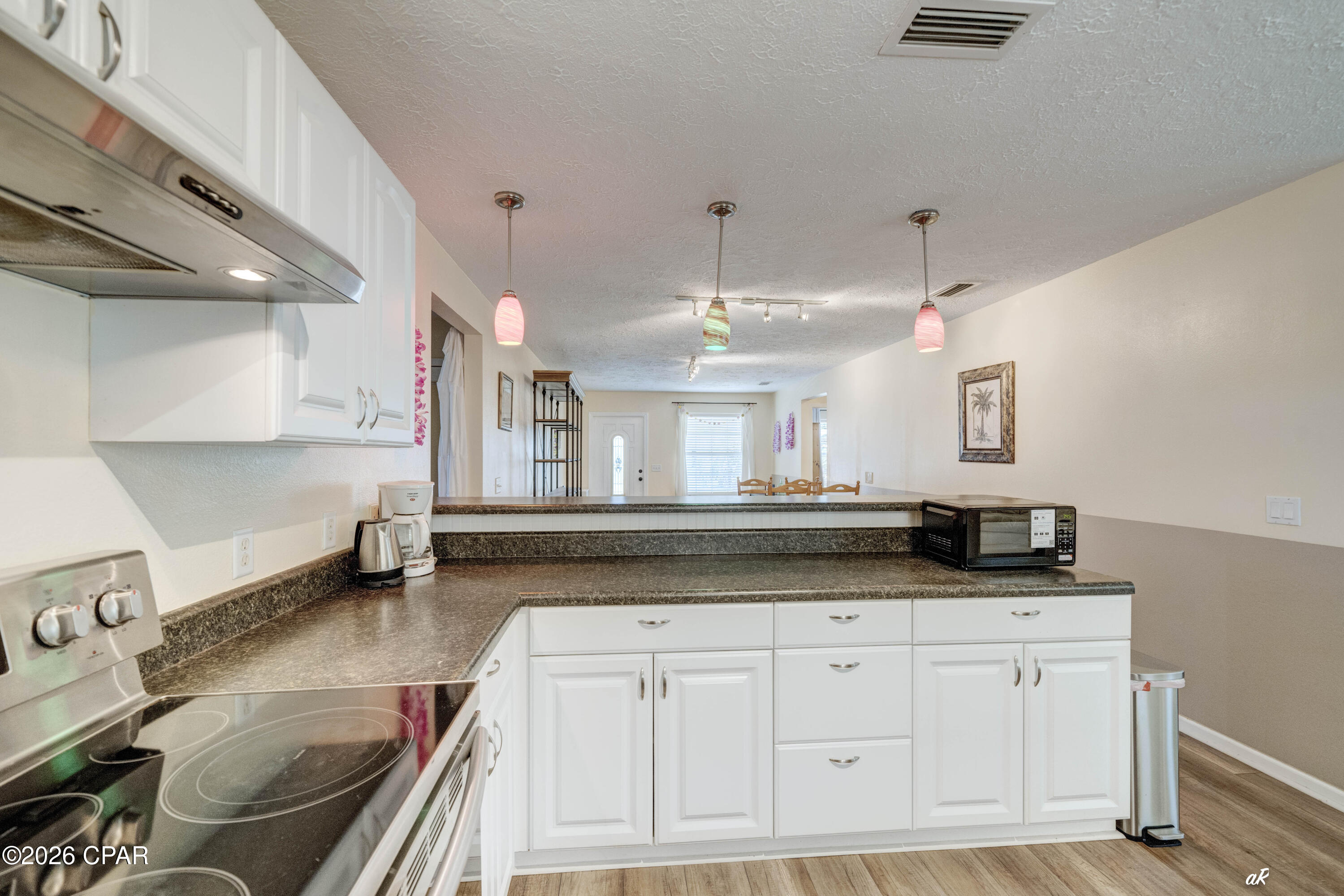 North Lagoon Oaks 4th - Residential Lease