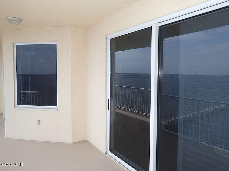 Hibiscus By The Bay - Residential