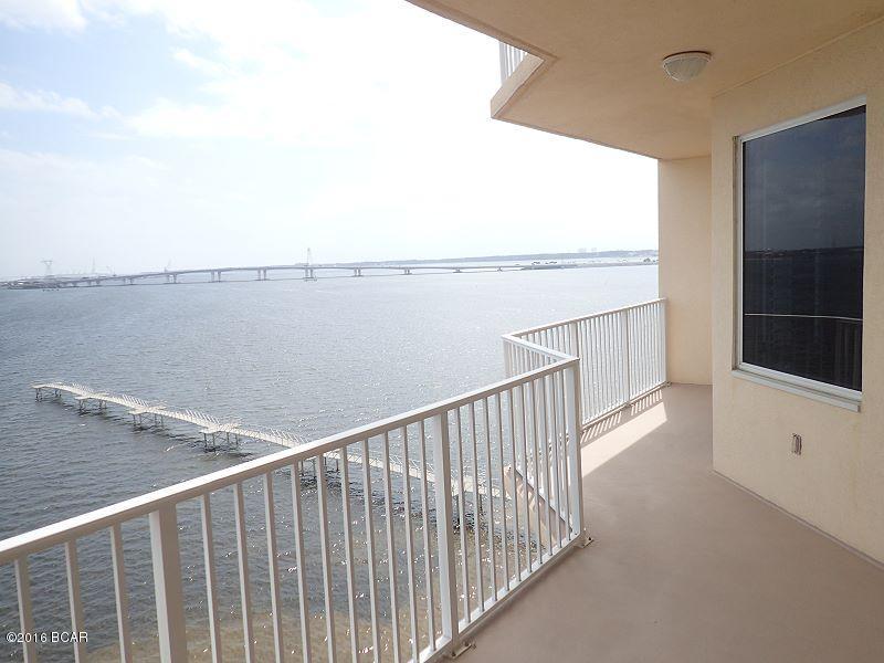 Hibiscus By The Bay - Residential