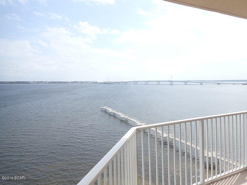 Hibiscus By The Bay - Residential