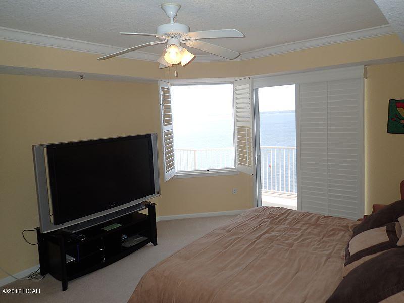 Hibiscus By The Bay - Residential