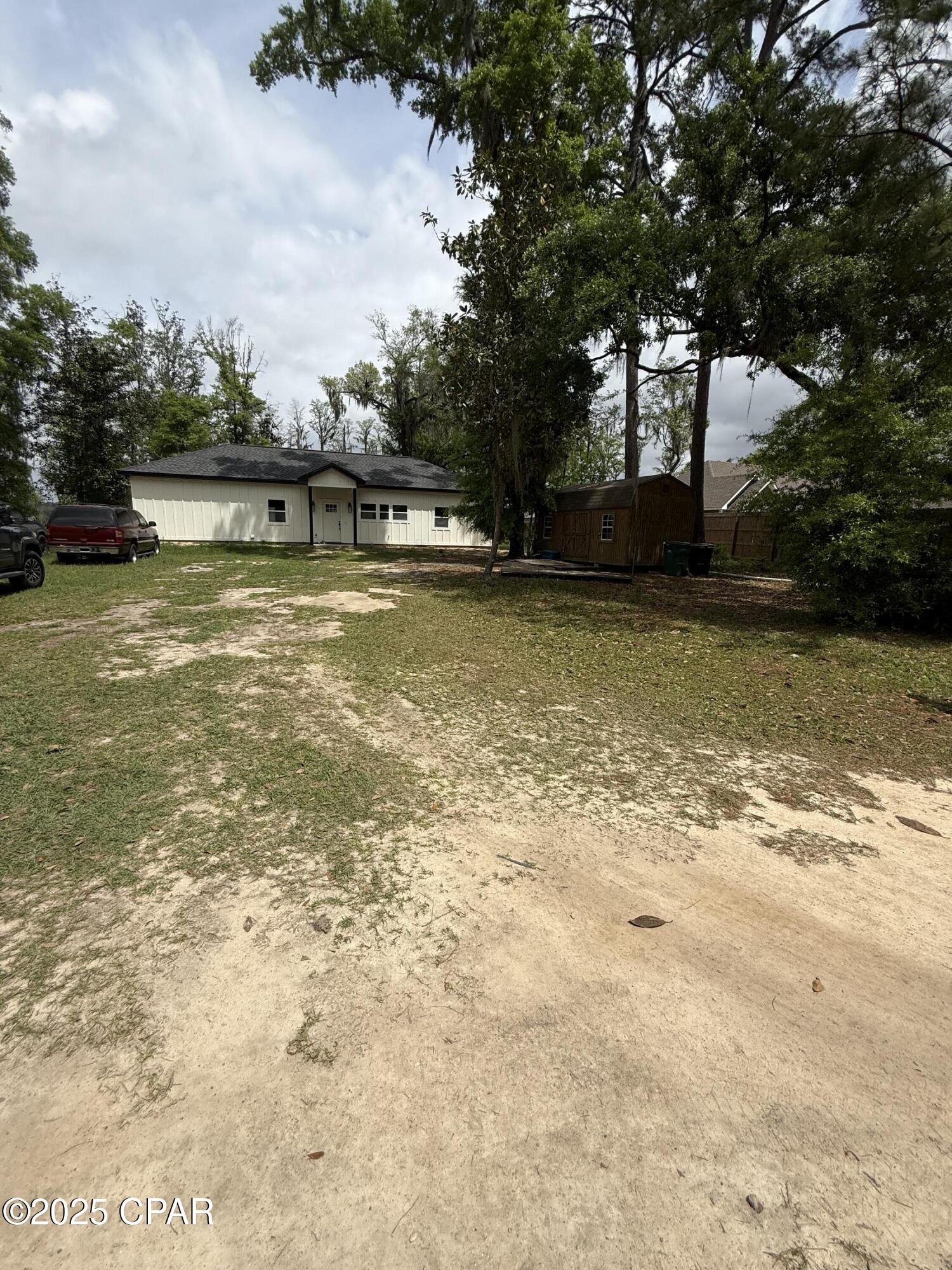 Paradise Lakes - Residential