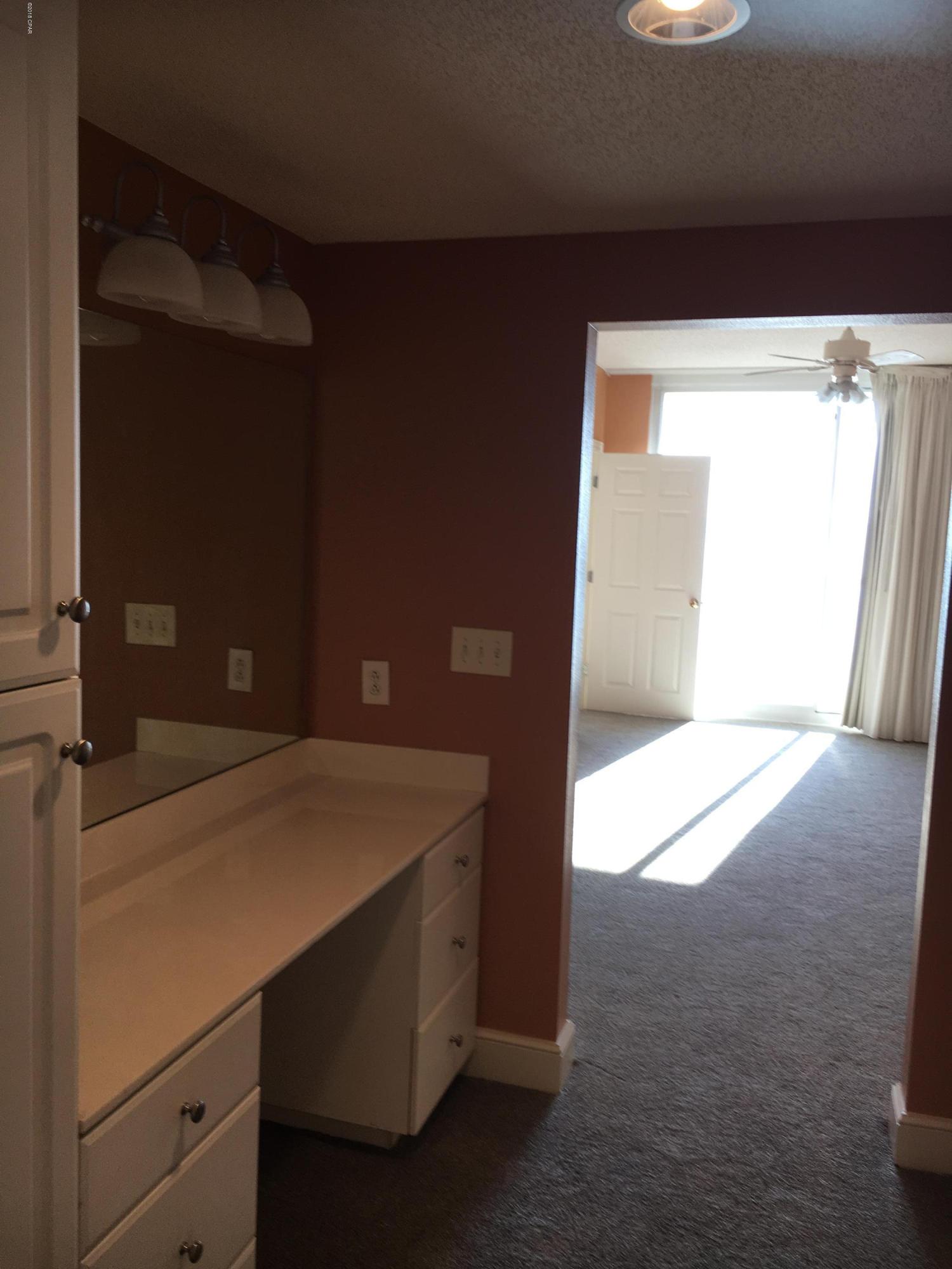 Majestic Beach Tower II - Residential Lease