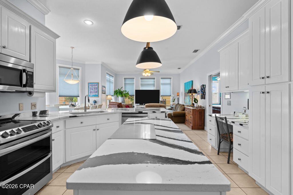 Pelican Bay - Residential