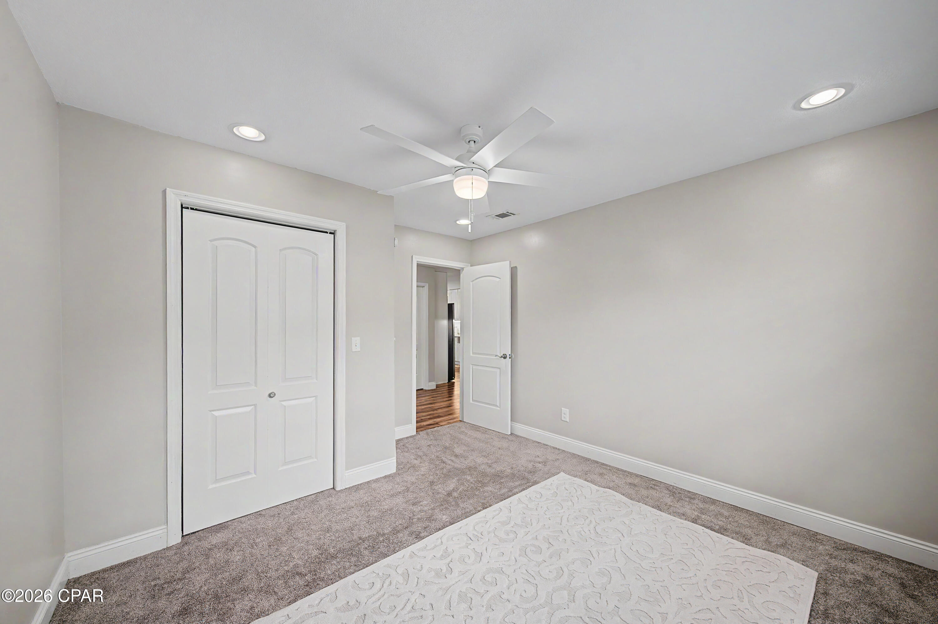 Sunny Hills Unit 4 - Residential