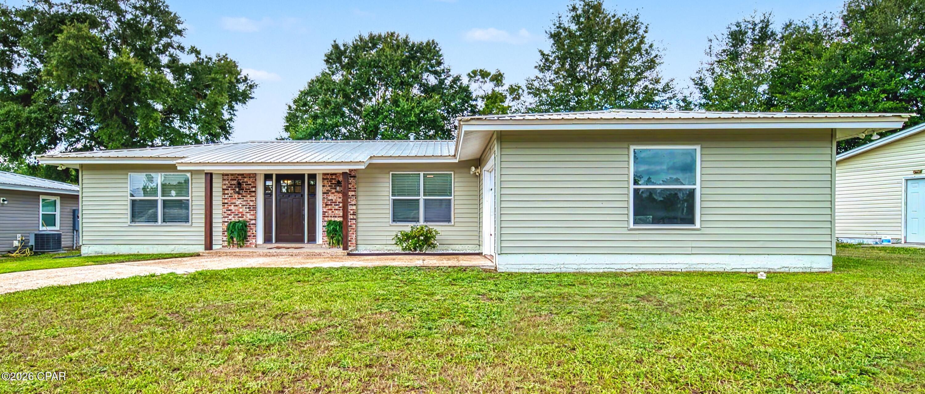 Sunny Hills Unit 4 - Residential