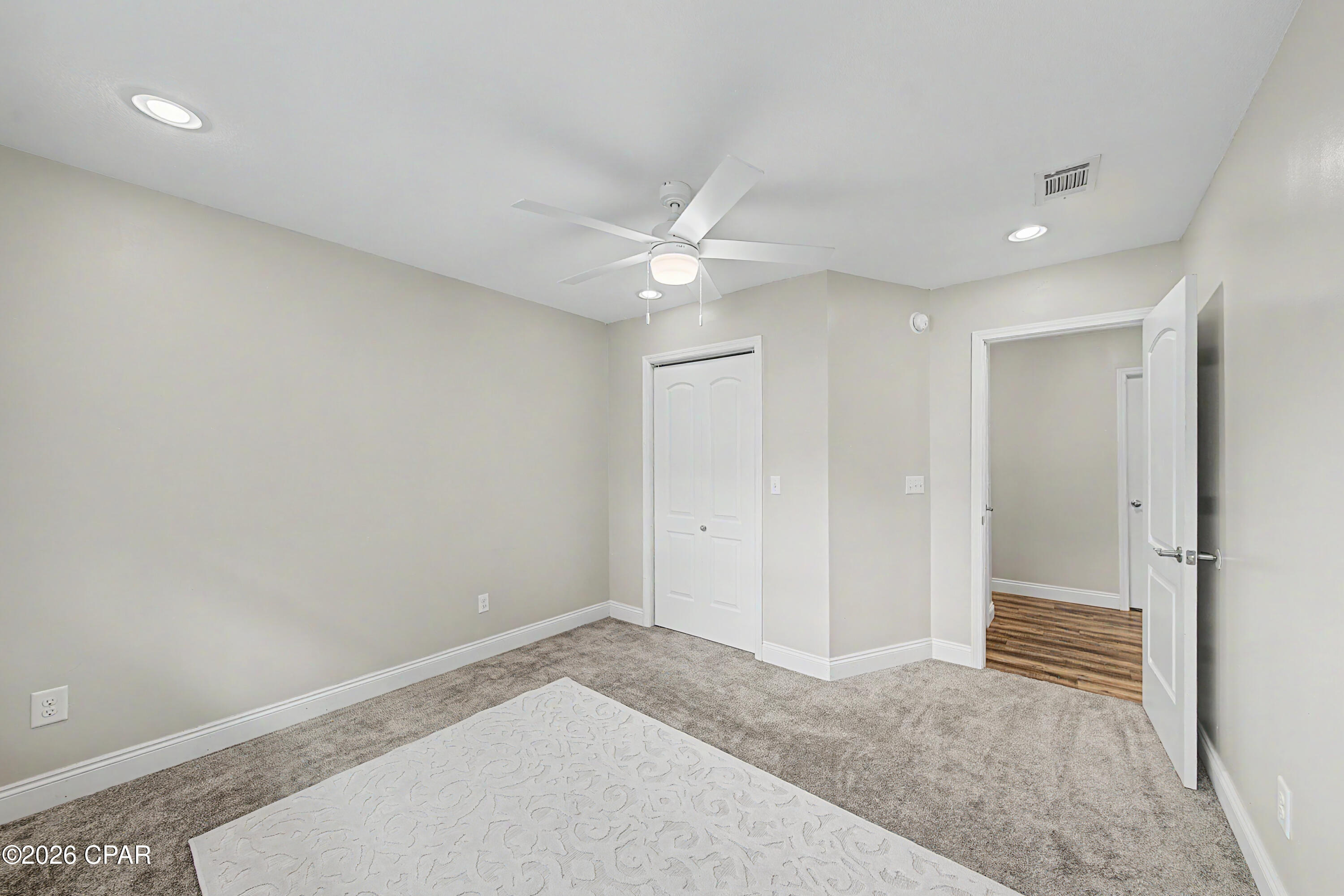 Sunny Hills Unit 4 - Residential