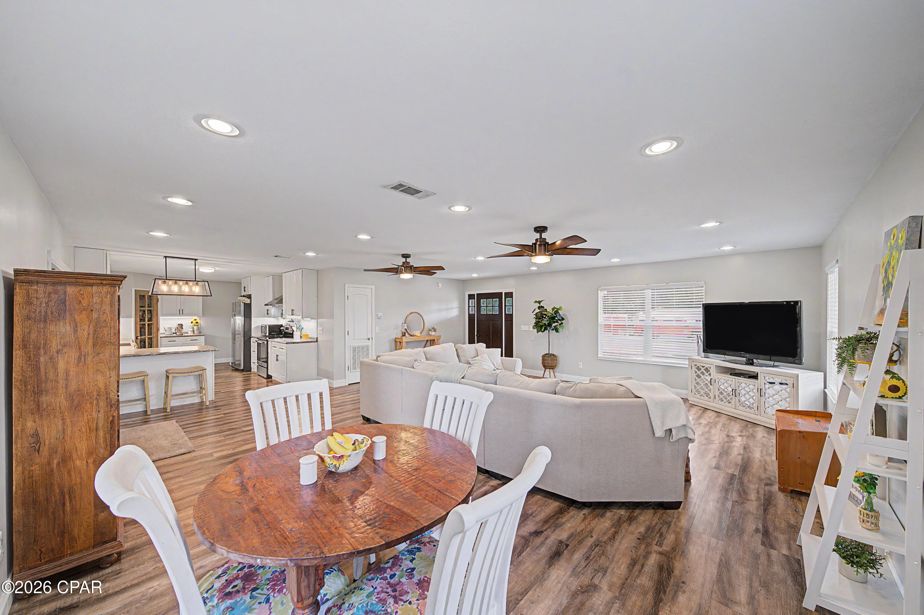 Sunny Hills Unit 4 - Residential