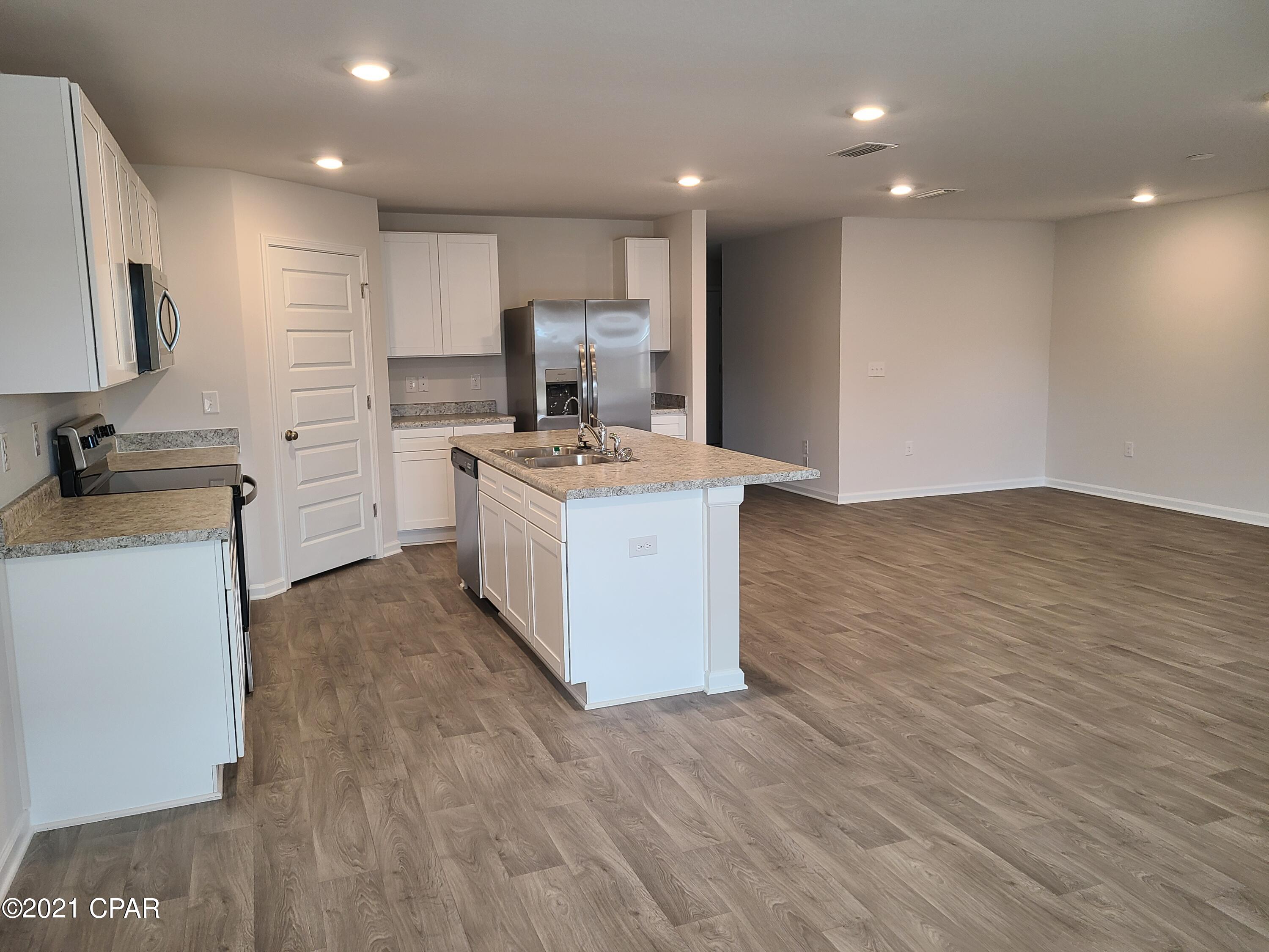 [No Recorded Subdiv] - Residential Lease