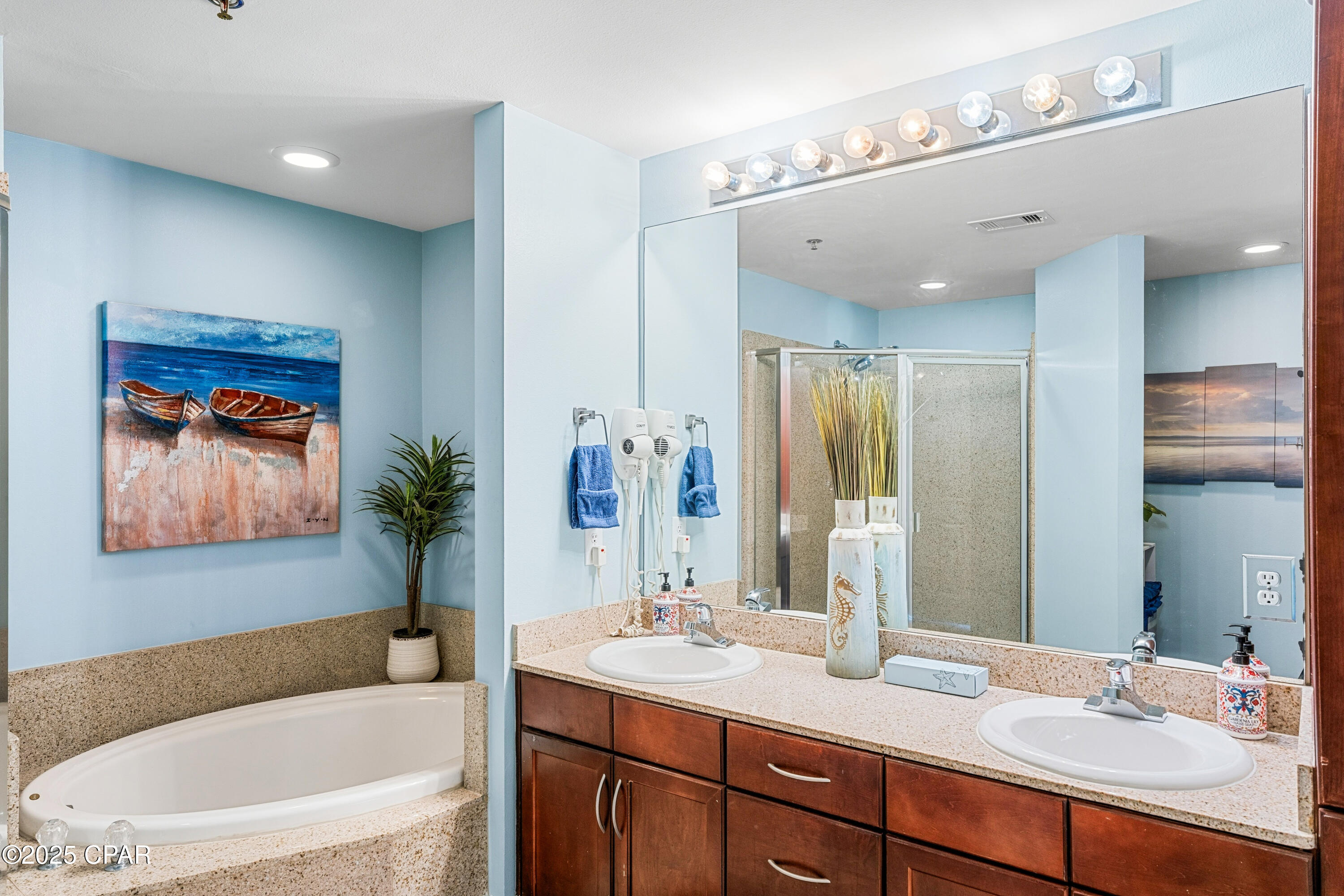 Laketown Wharf - Residential