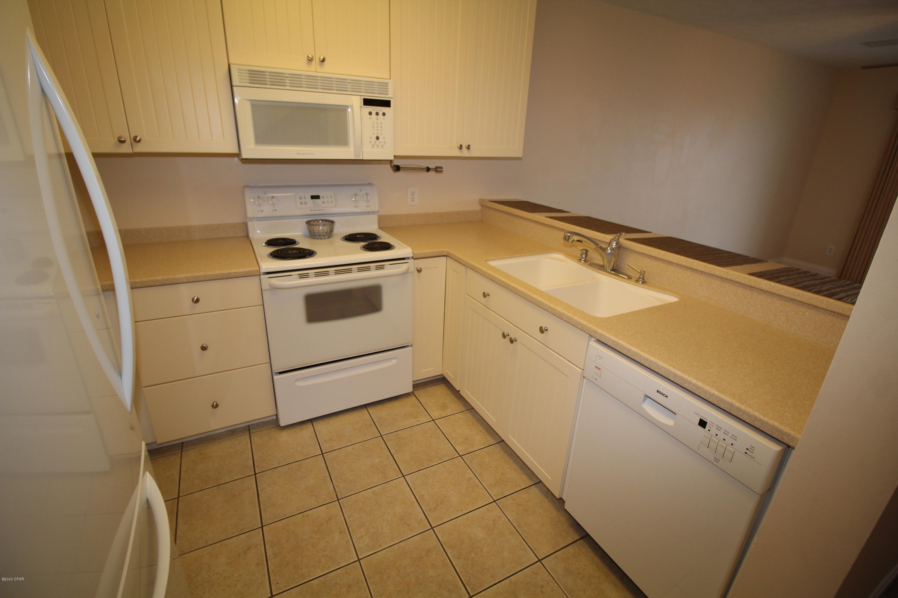 Grand Bay Townhomes - Residential