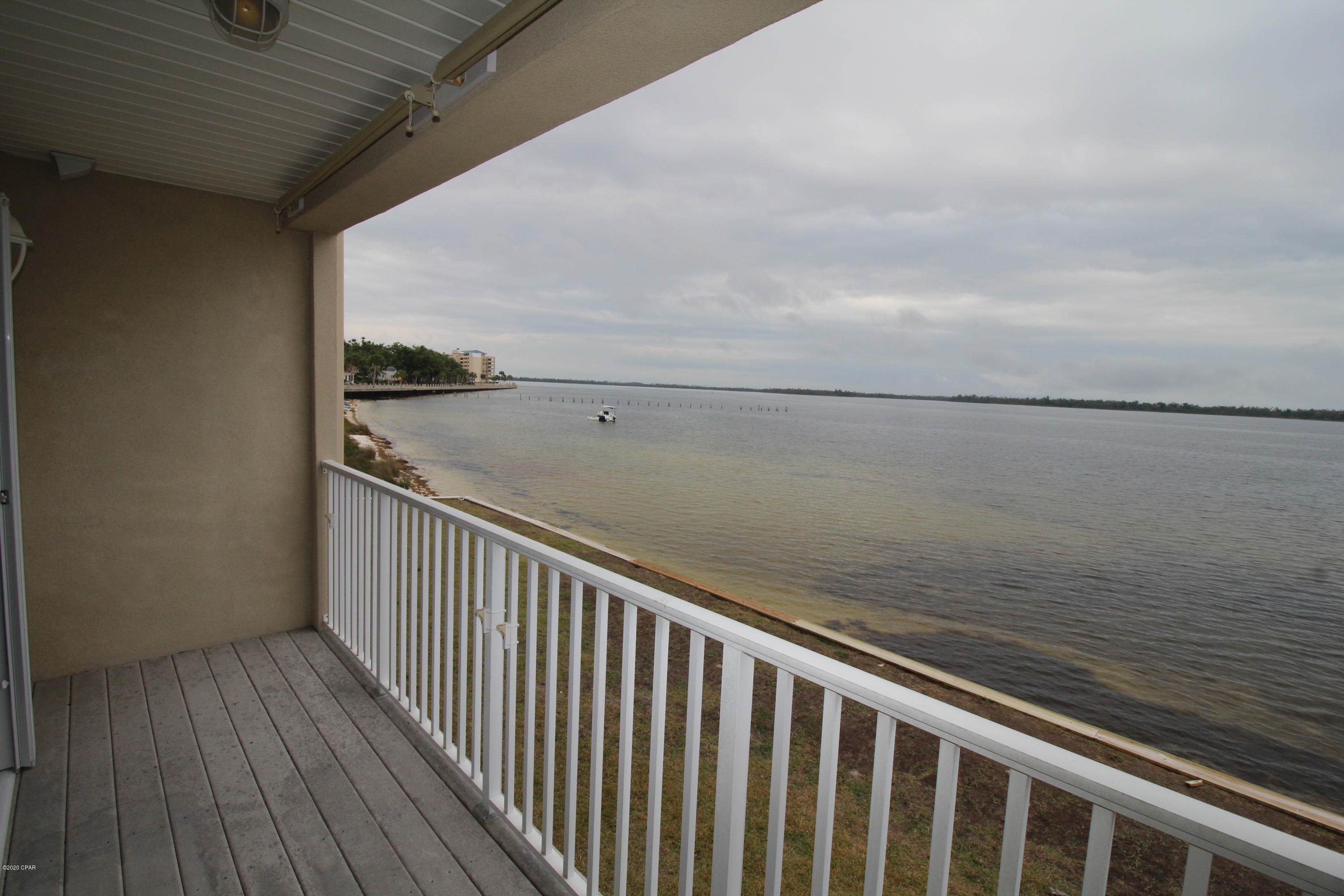 Grand Bay Townhomes - Residential