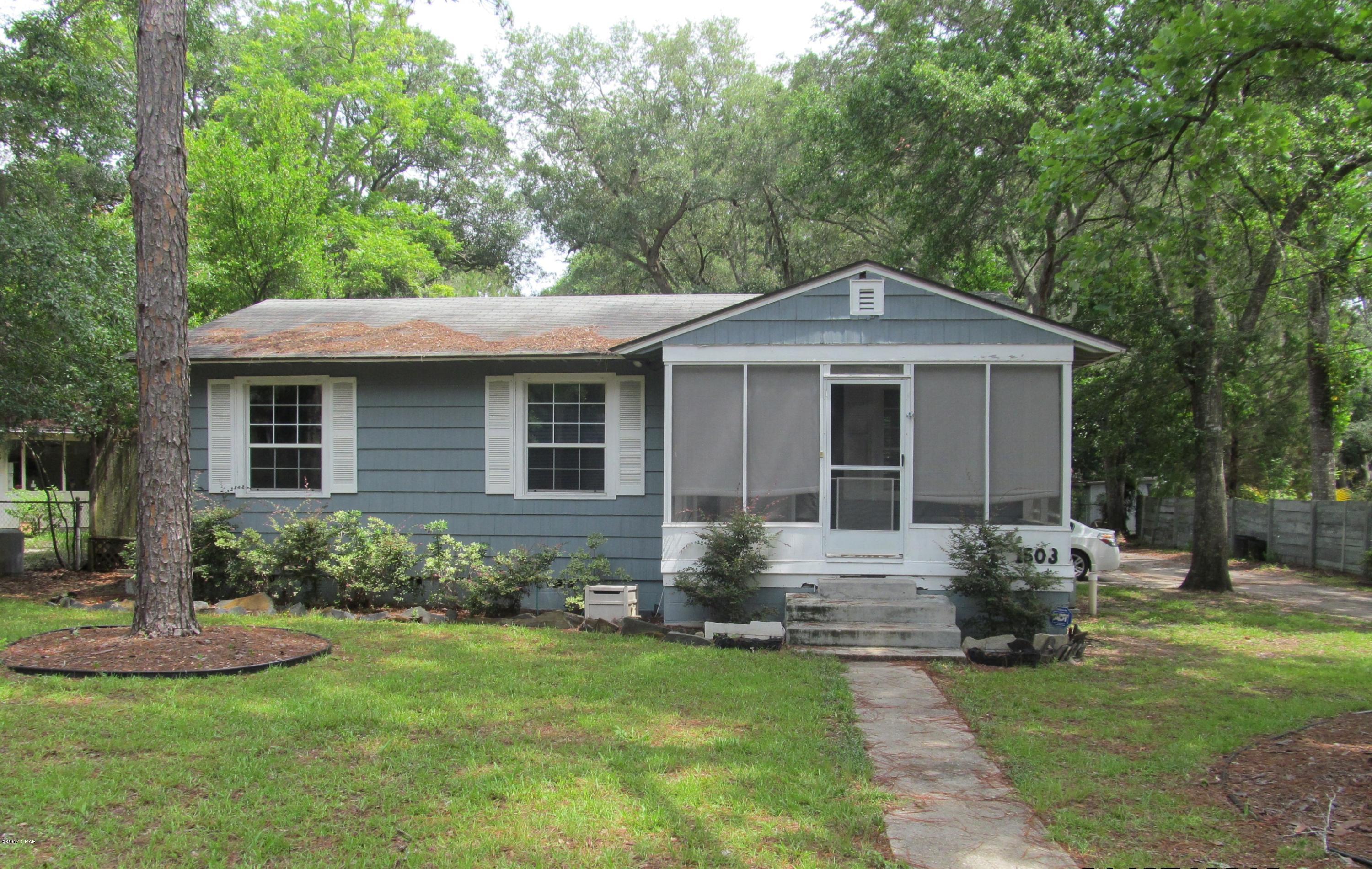 Charming Cove Home!  3 bedroom 1 bath home with in-ground pool (pool service included), pool house that has a full bath and laundry area, screened front porch, lots of open decking for entertaining, shed and privacy fenced backyard.  (Natural gas and Electric)