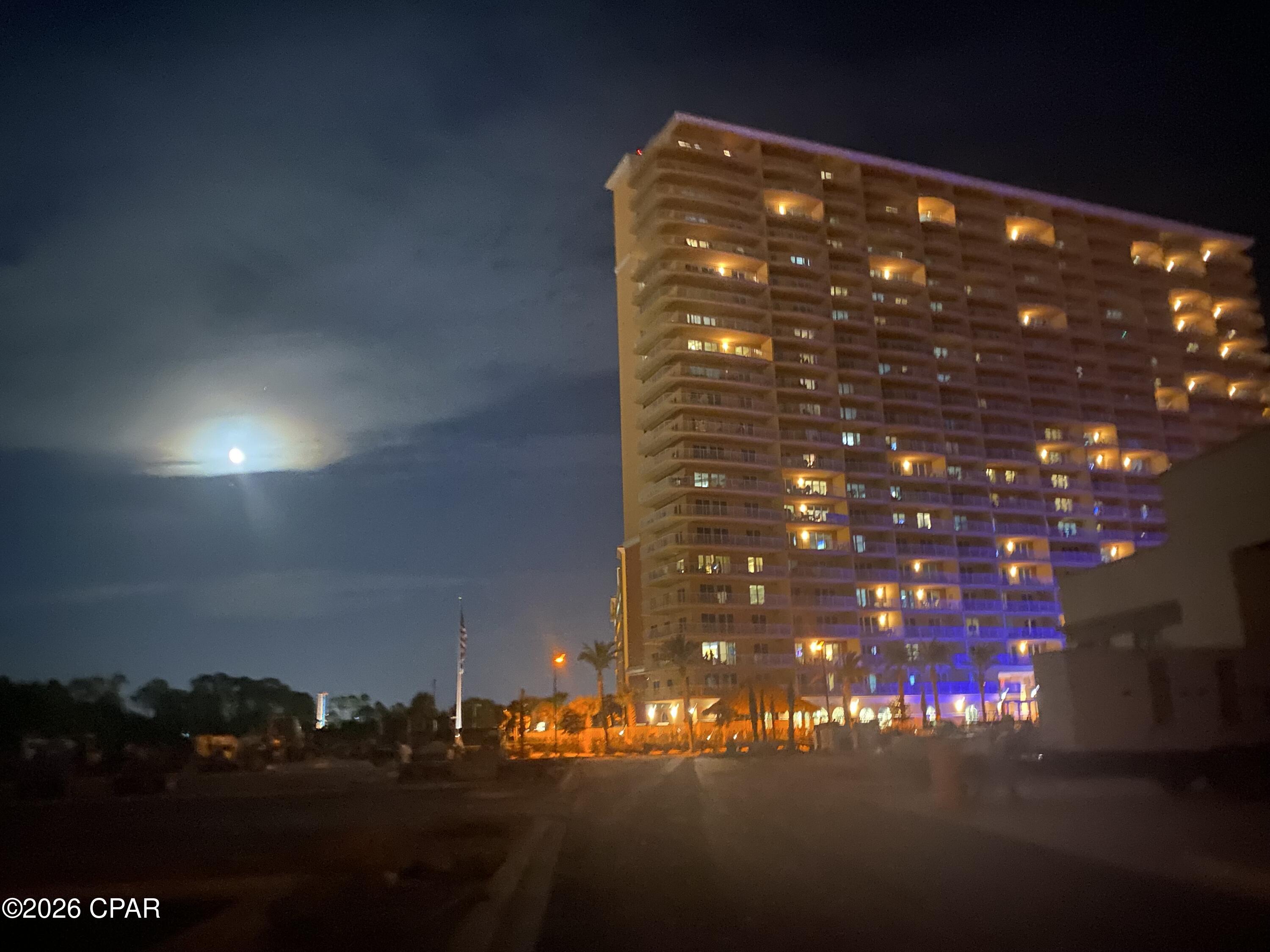 Calypso Towers III - Residential