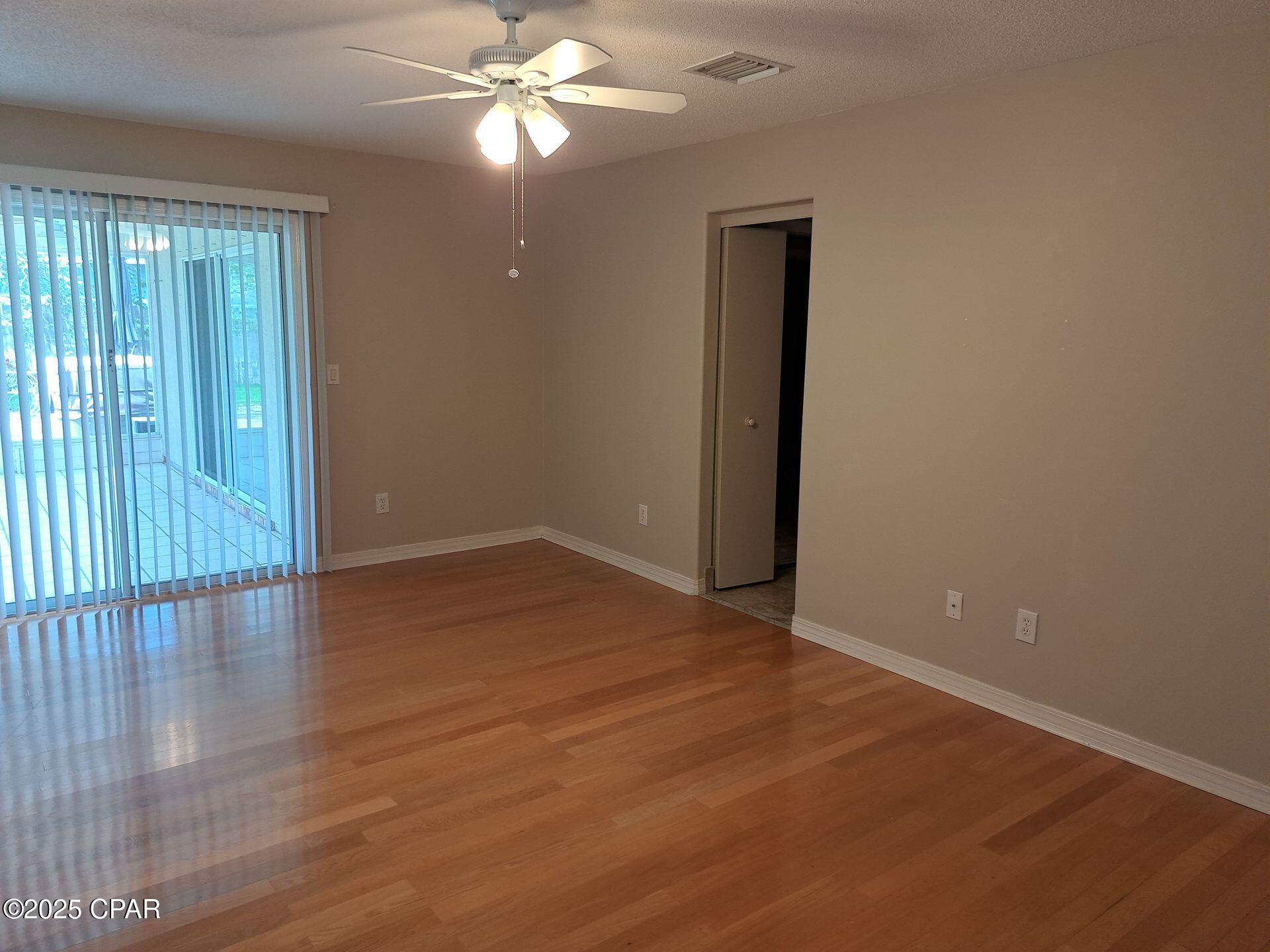 The Hammocks - Residential Lease