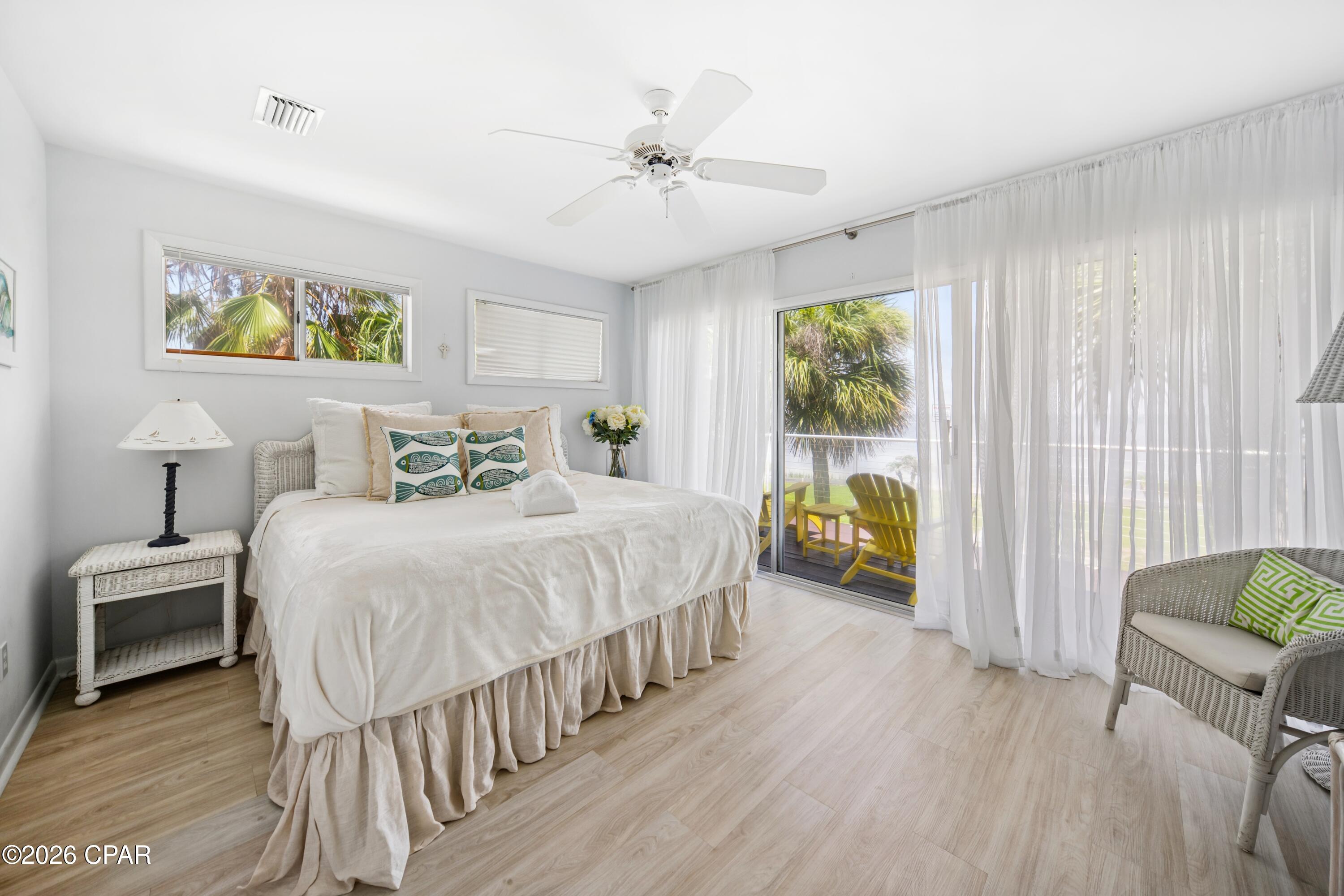Cape Breezes - Residential
