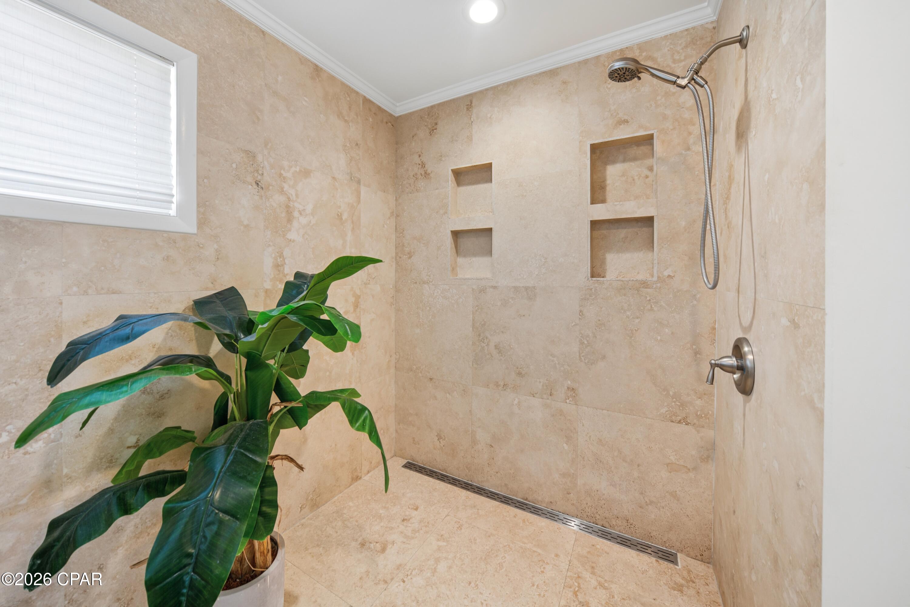 Cape Breezes - Residential