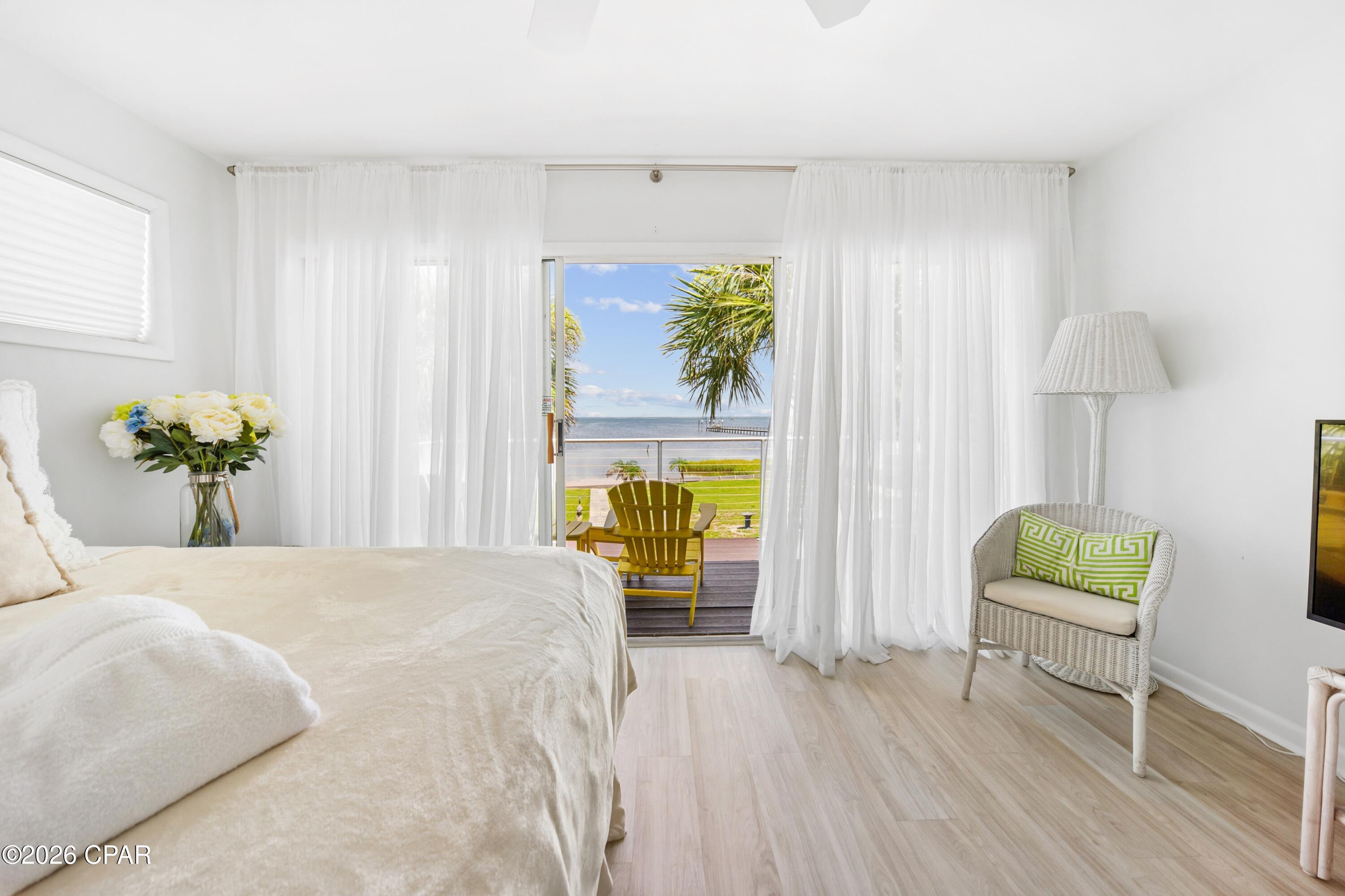 Cape Breezes - Residential