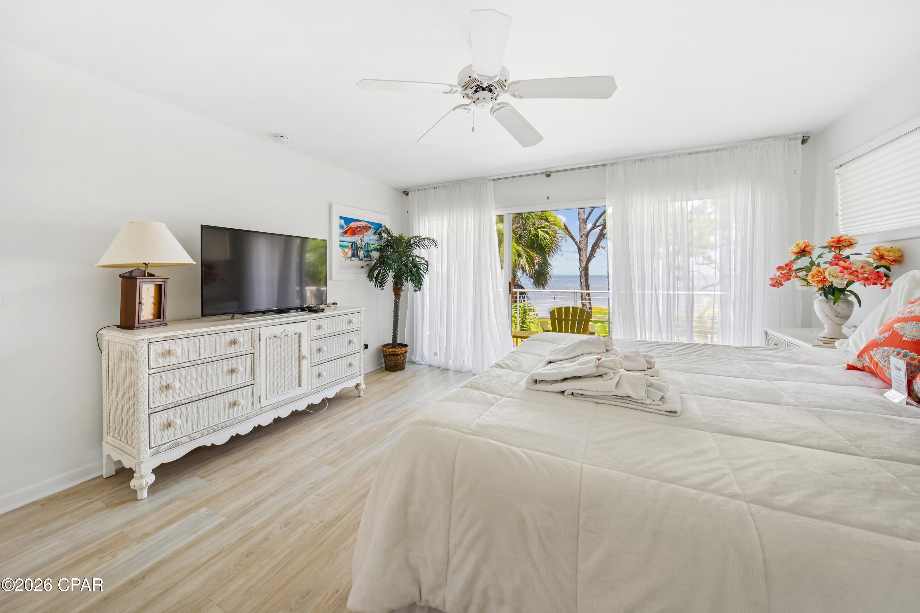 Cape Breezes - Residential