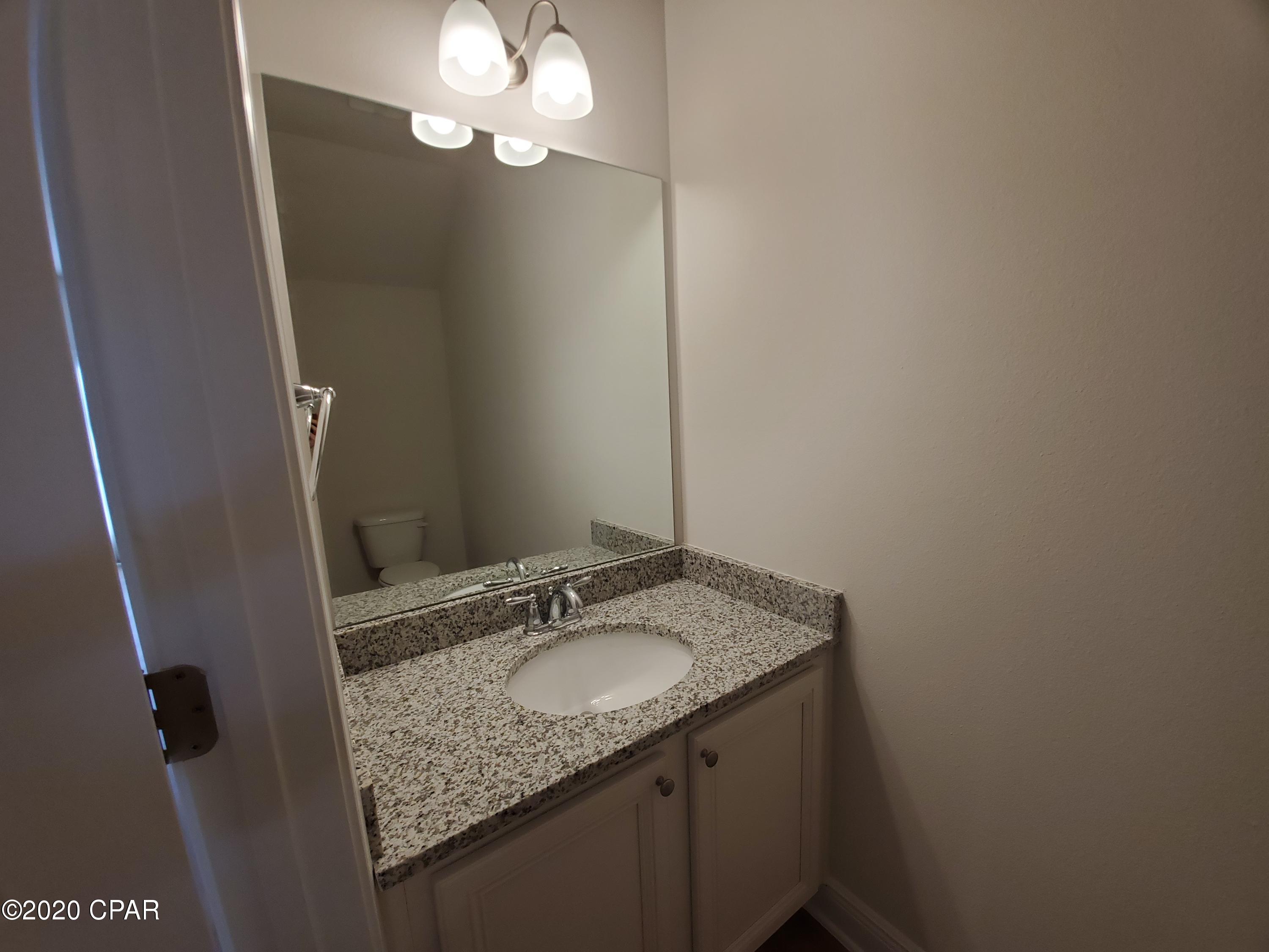 Hathaway Townhomes - Residential Lease