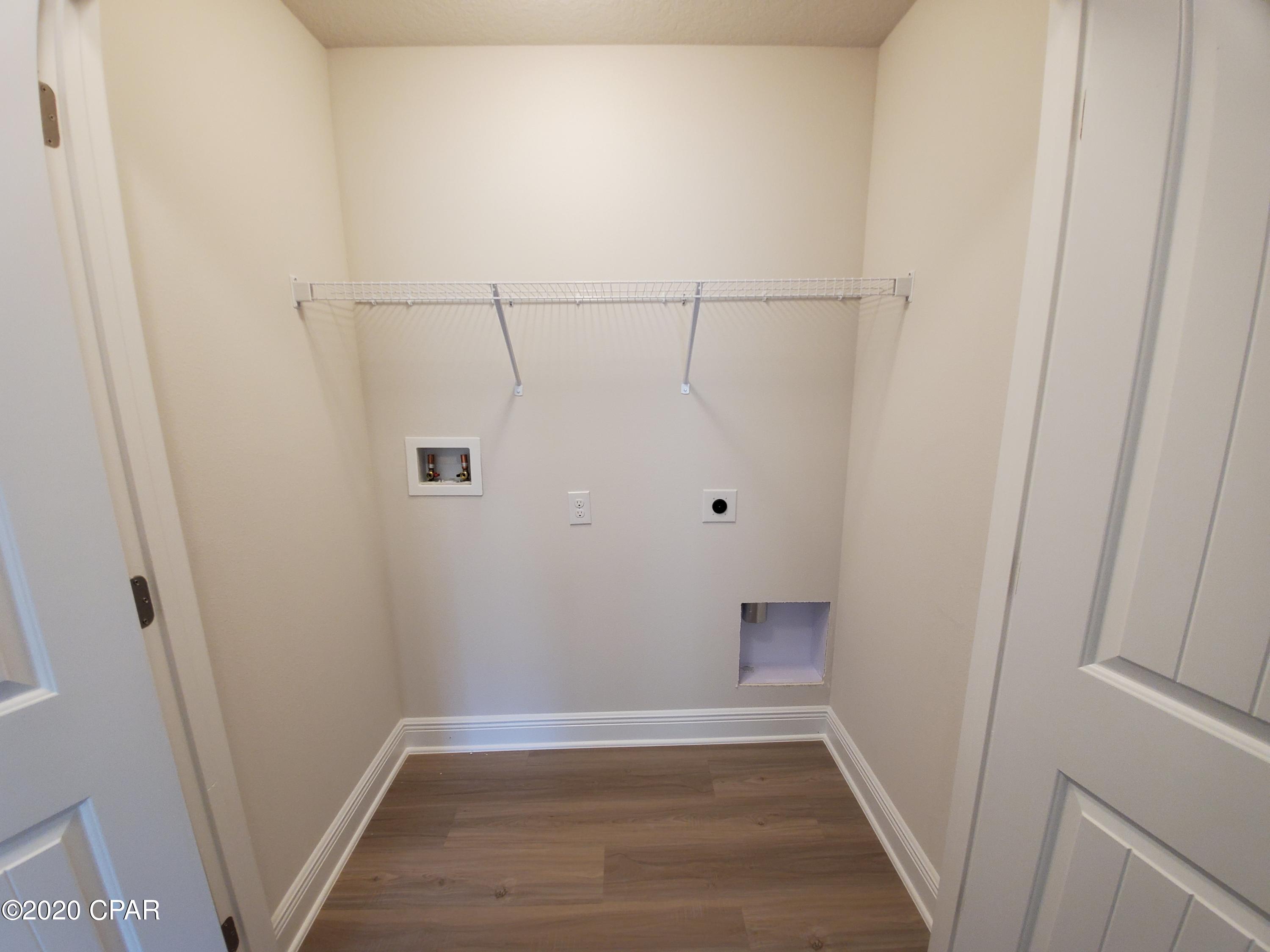 Hathaway Townhomes - Residential Lease