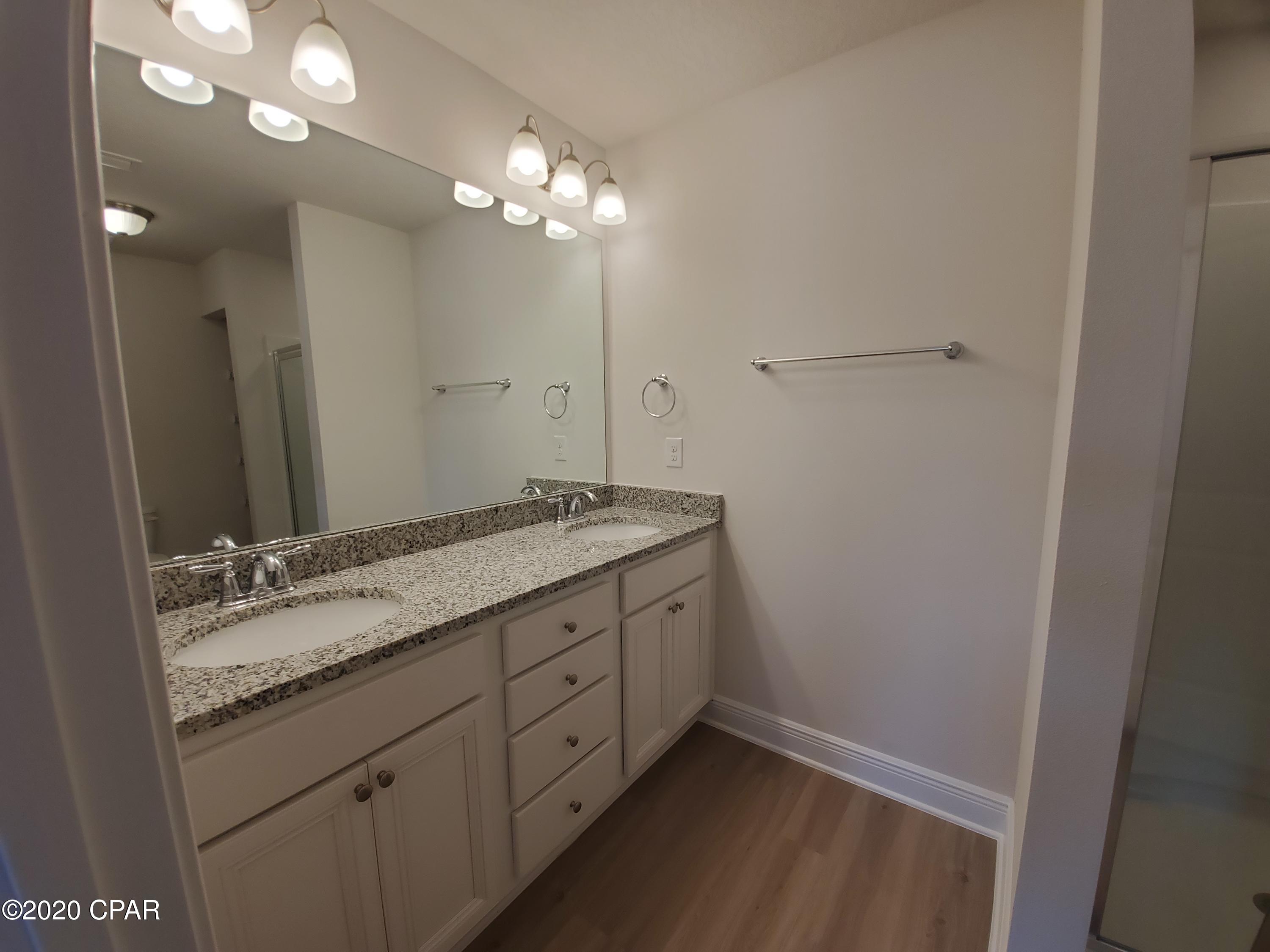 Hathaway Townhomes - Residential Lease