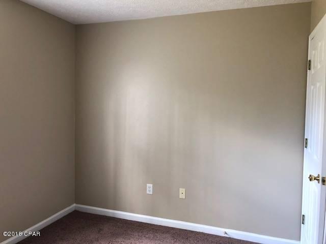 Hickory Manor - Residential Lease