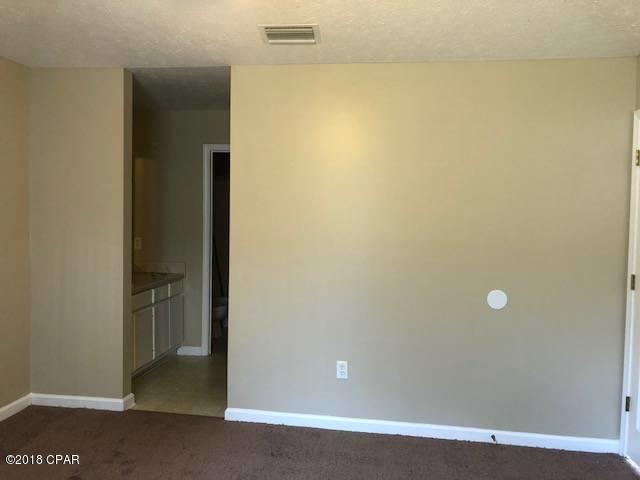 Hickory Manor - Residential Lease