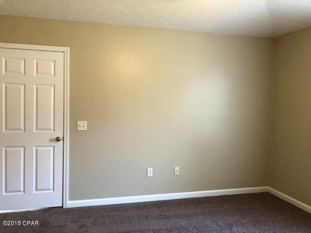 Hickory Manor - Residential Lease