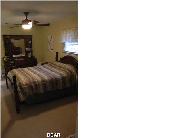 Country Lake Estates - Residential