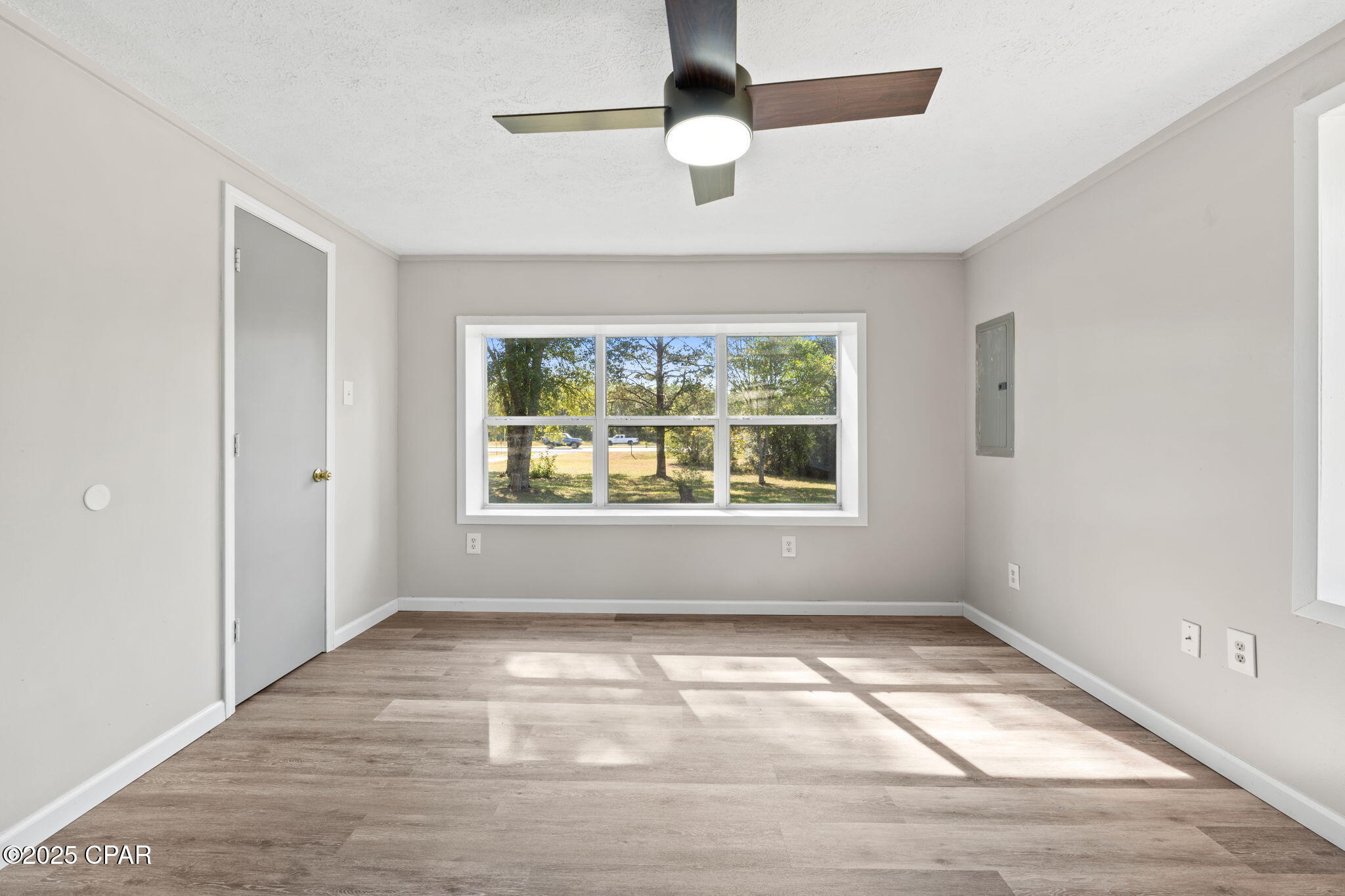 [No Recorded Subdiv] - Commercial Sale