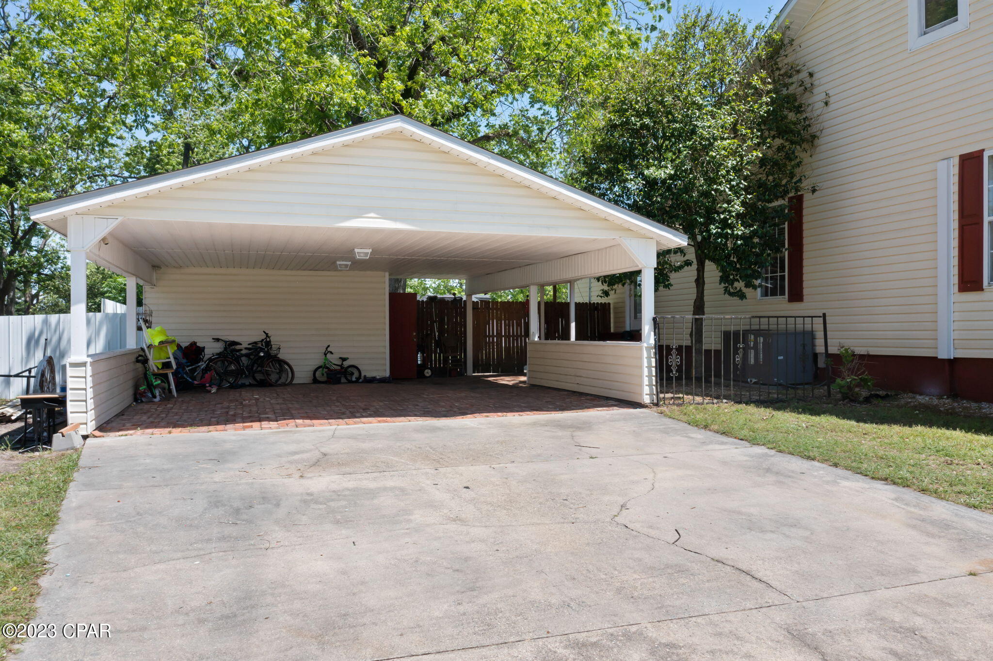 [No Recorded Subdiv] - Residential