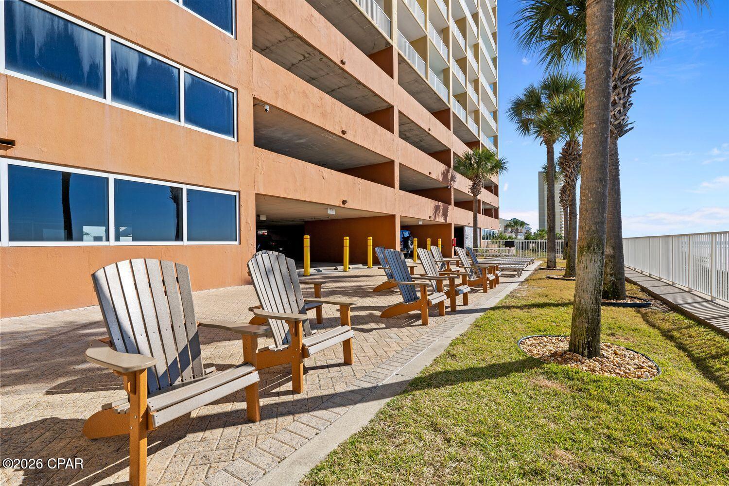 Tropic Winds - Residential