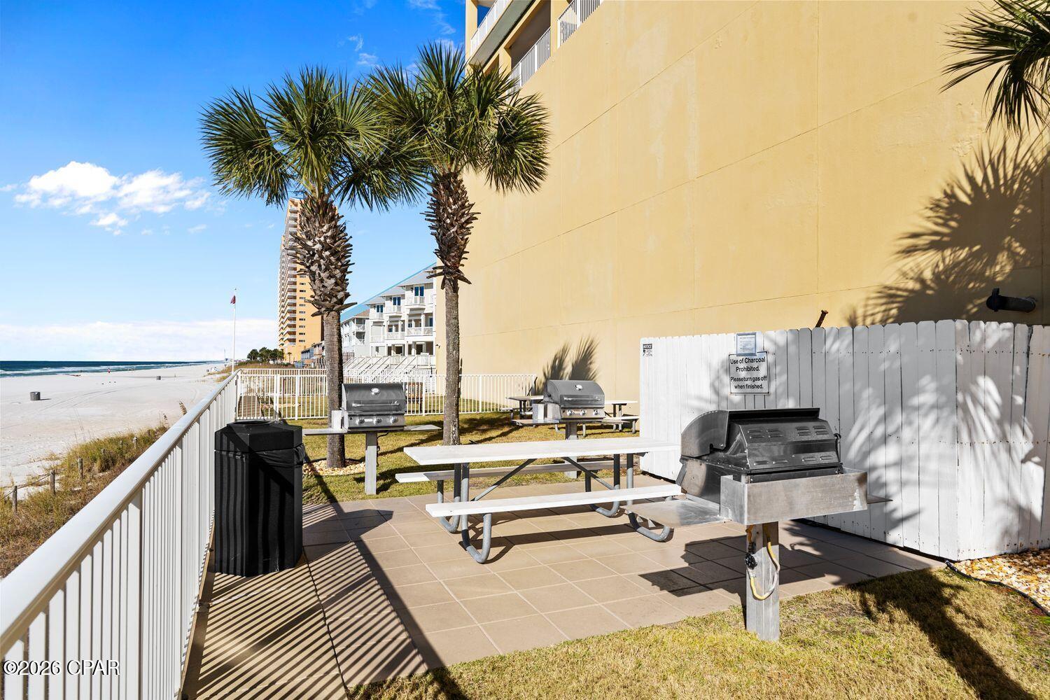 Tropic Winds - Residential