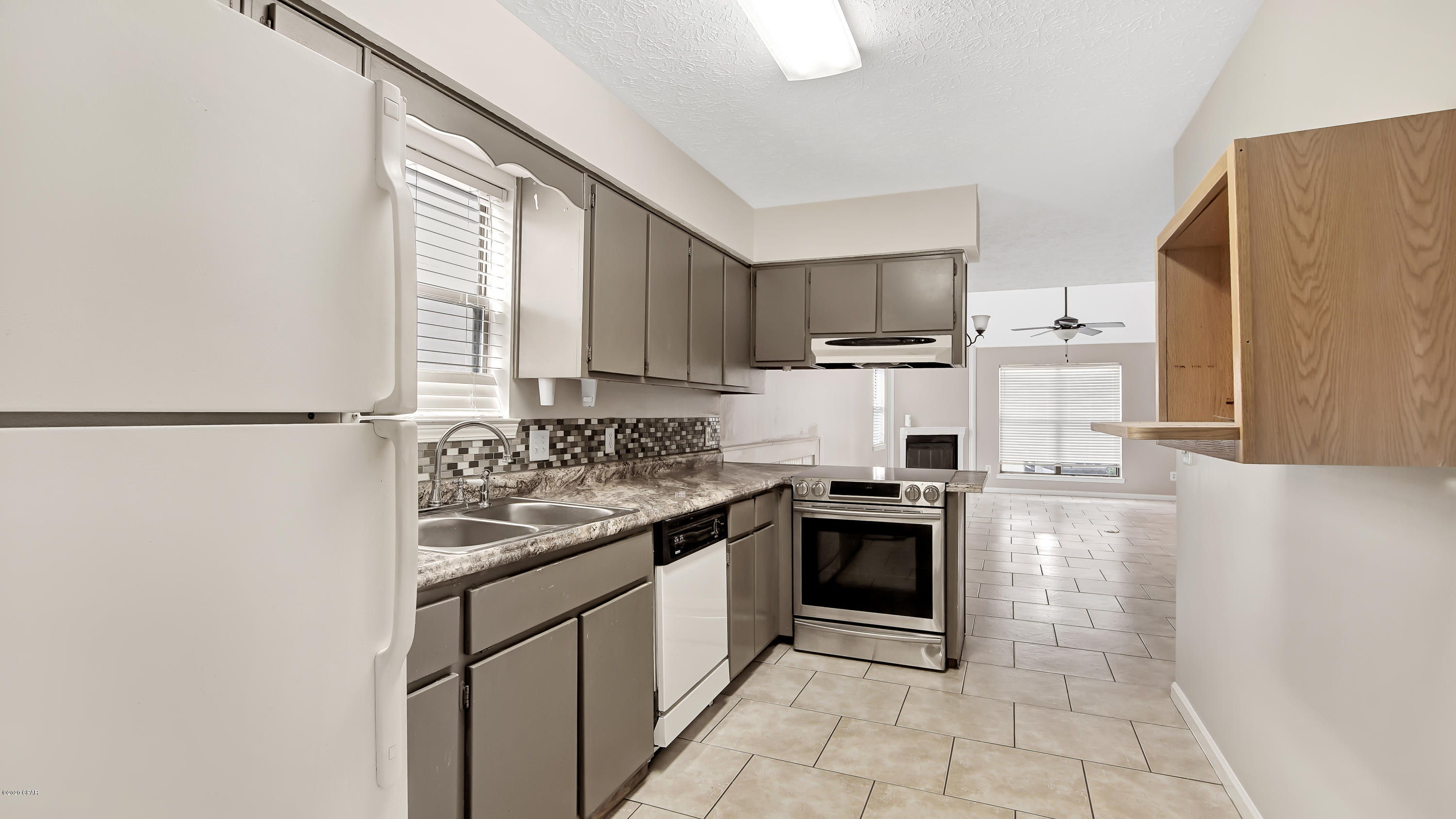 Continental Oaks - Residential