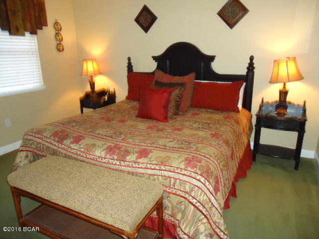 Edgewater Golf Villas III - Residential