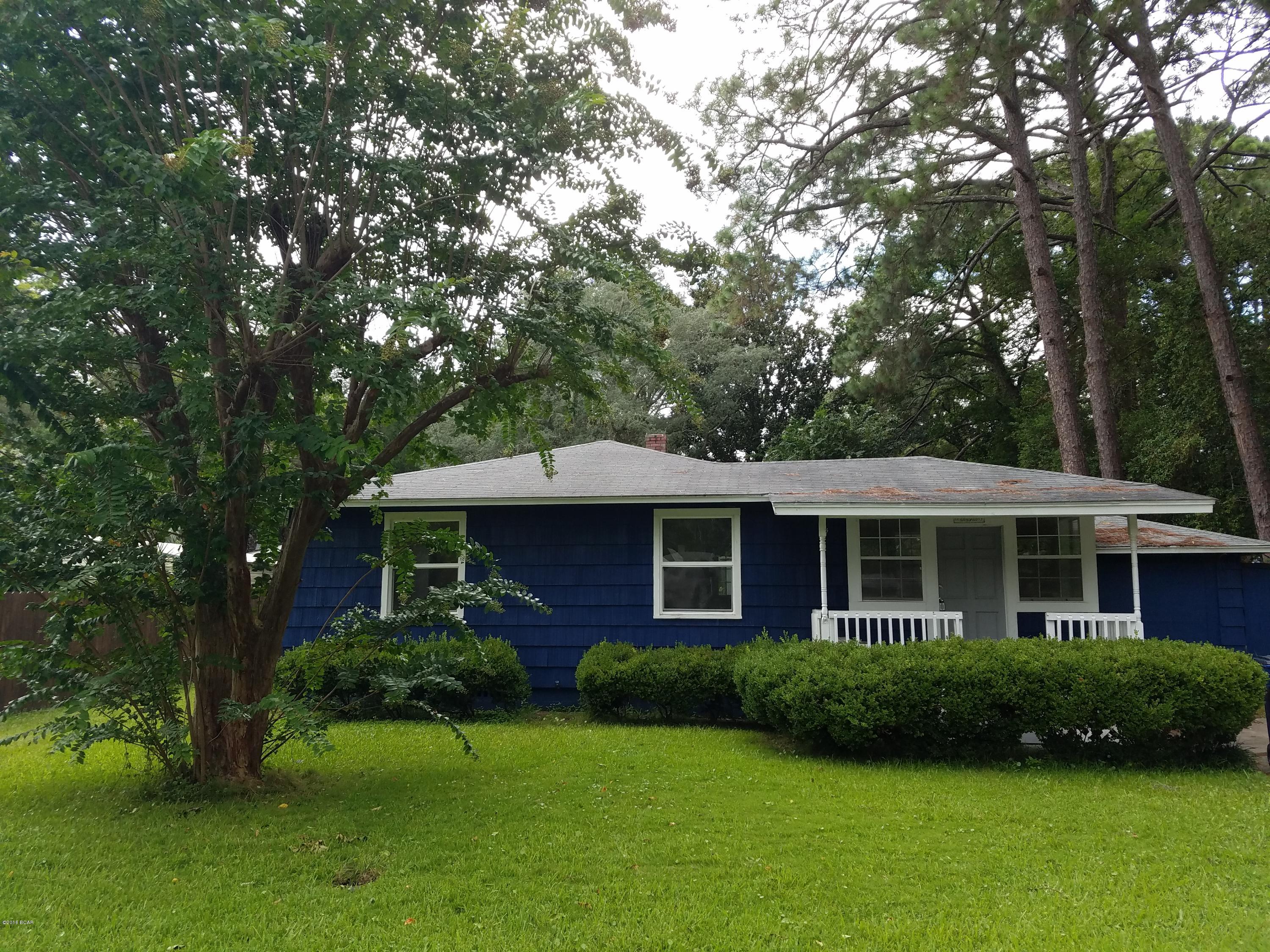 You will love this charming Cove cottage! This property has 2 bedrooms and 1 bath in the main cottage with a separate living quarters that can be used for a 3rd bedroom with it's own FULL bathroom - which shares the washer/dryer that is also included with rent. Home has hardwood floors throughout, an updated kitchen with granite and beautiful wood cabinets. Bedrooms are ample sized. There is a quaint mud-room that could double as an office. There is also a HUGE fenced yard, a beautiful deck already in place, flower beds ready for your spring plant and a fire pit for the upcoming winter nights! Home is pet friendly (with pet fee) * some dog breeds excluded.