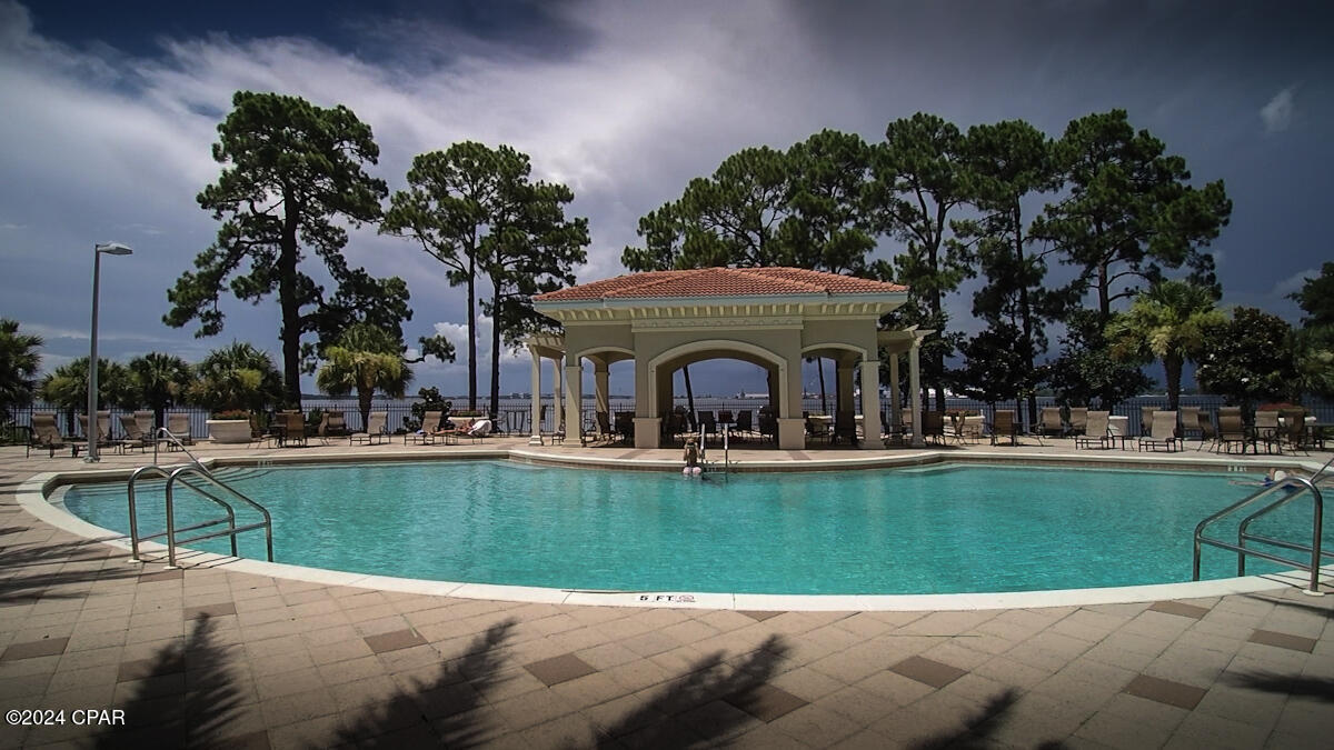Magnolia Bay Club - Residential