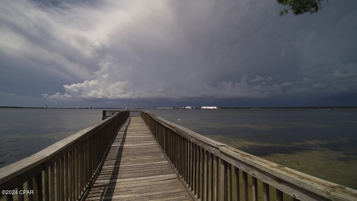 Magnolia Bay Club - Residential