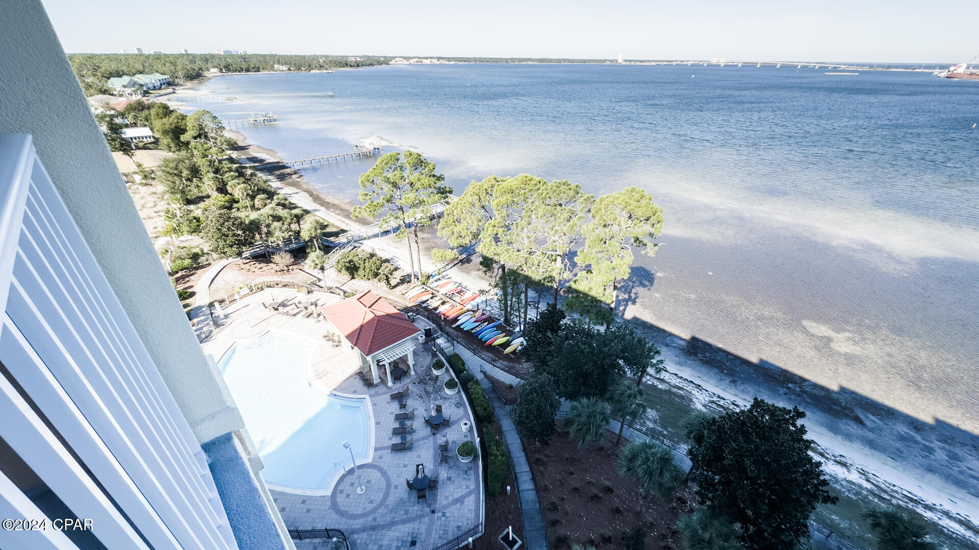Magnolia Bay Club - Residential