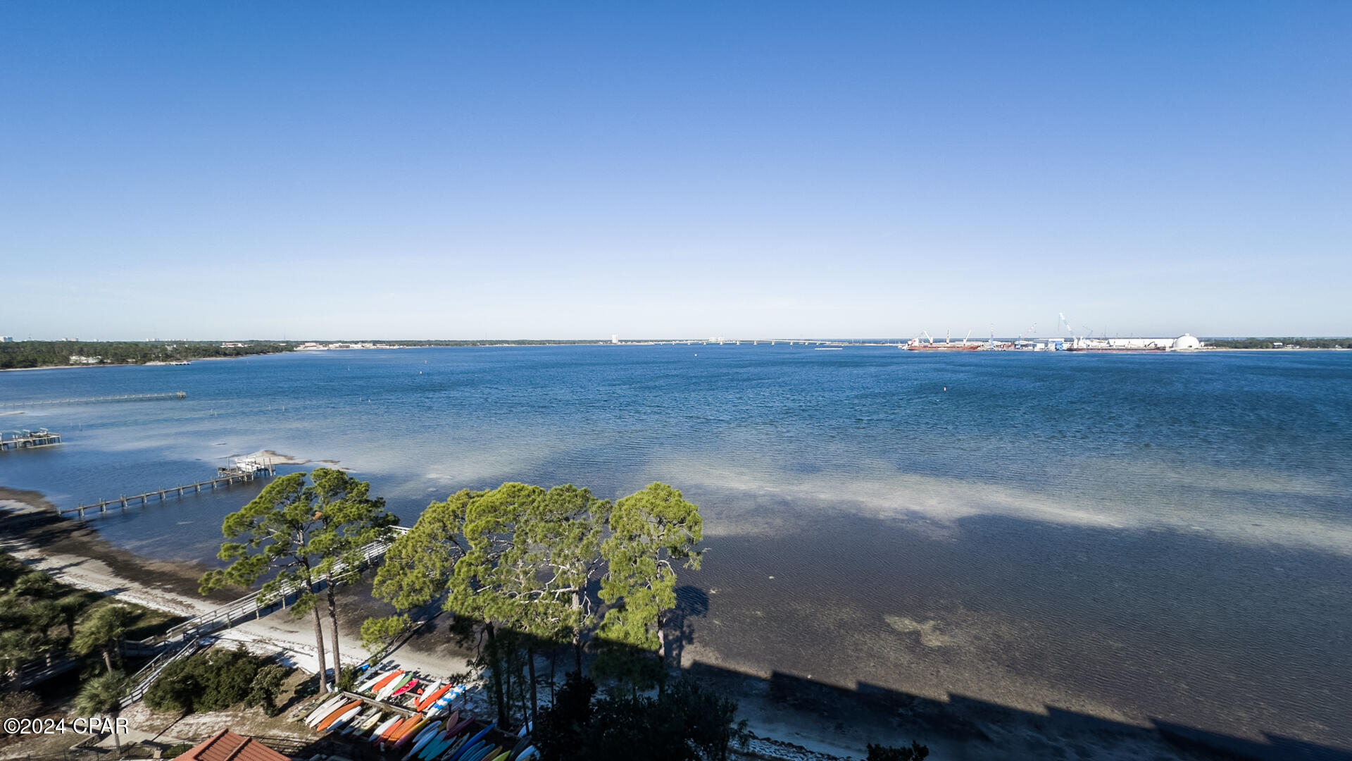 Magnolia Bay Club - Residential